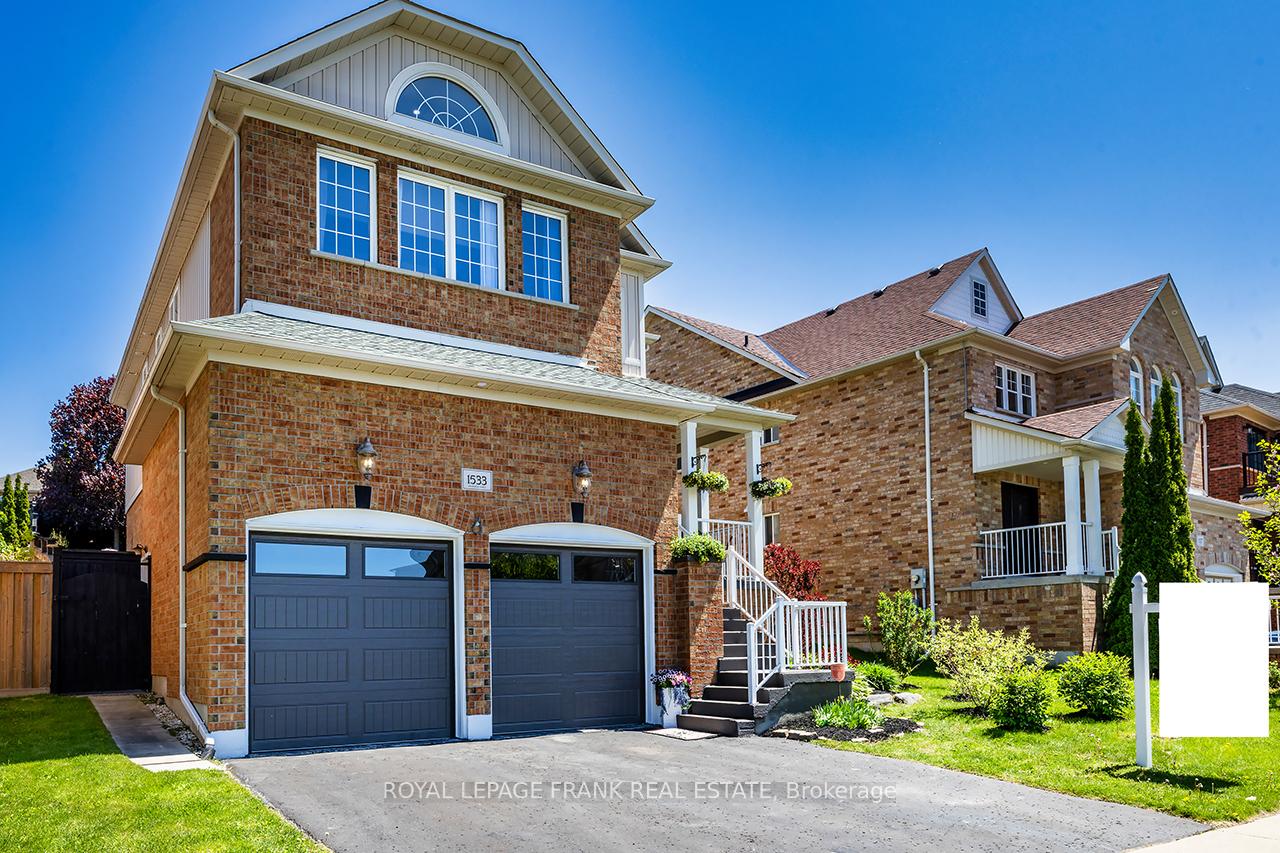 Front of 1533 Clearbrook Drive