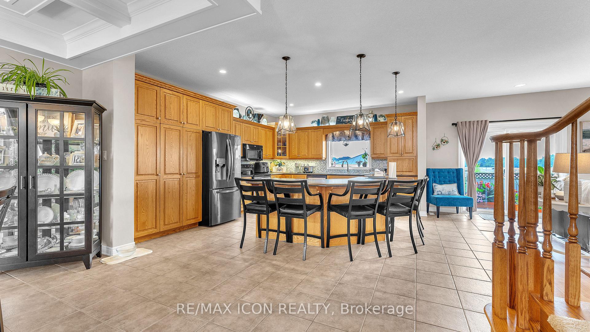 Photo 5 of 17 Hamilton Street E, North Middlesex, Alisa Craig — HOMEH