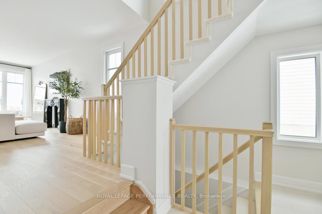Photo 3 of 713 Cap Diamant Way, Ottawa, Camelot — HOMEH