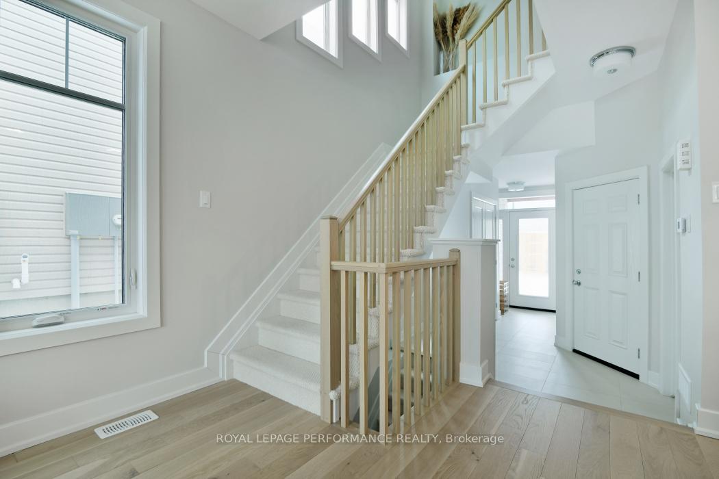Photo 12 of 713 Cap Diamant Way, Ottawa, Camelot — HOMEH