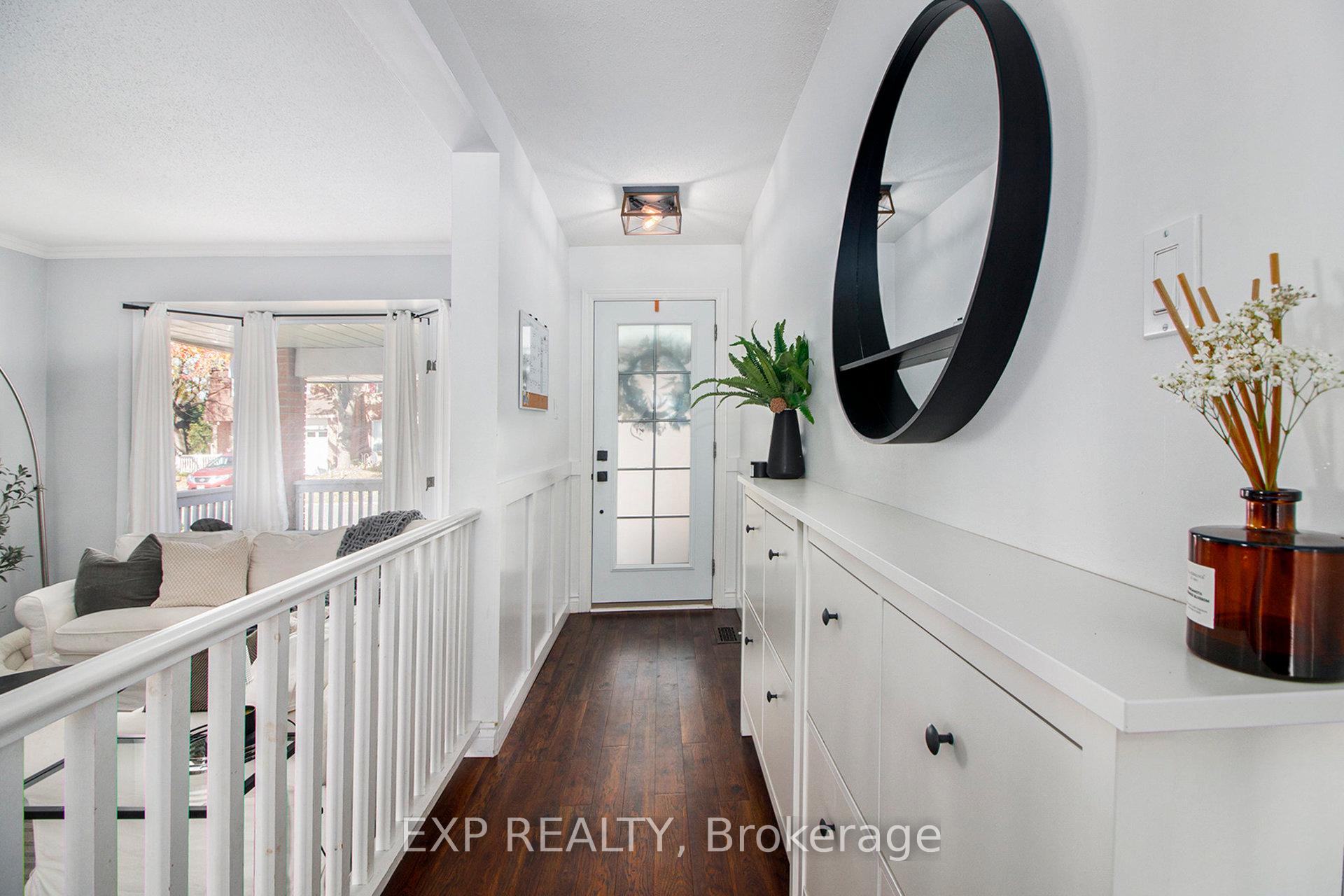 Photo 3 of 1105 Taffy Lane, Ottawa, Convent Glen North — HOMEH