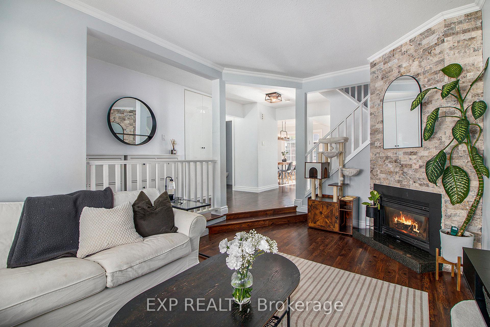 Photo 5 of 1105 Taffy Lane, Ottawa, Convent Glen North — HOMEH