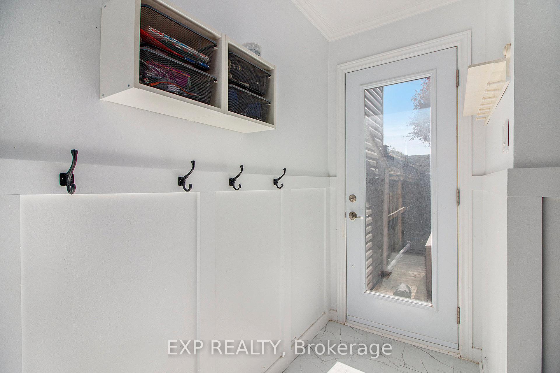 Photo 7 of 1105 Taffy Lane, Ottawa, Convent Glen North — HOMEH