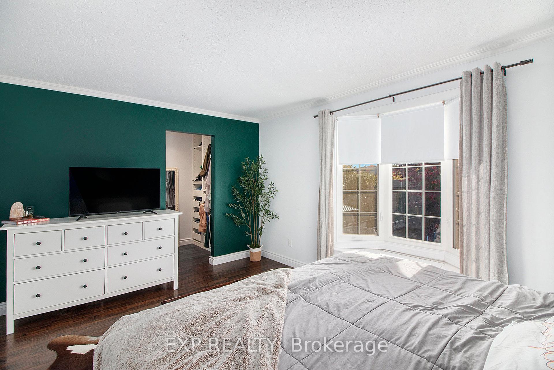 Photo 14 of 1105 Taffy Lane, Ottawa, Convent Glen North — HOMEH