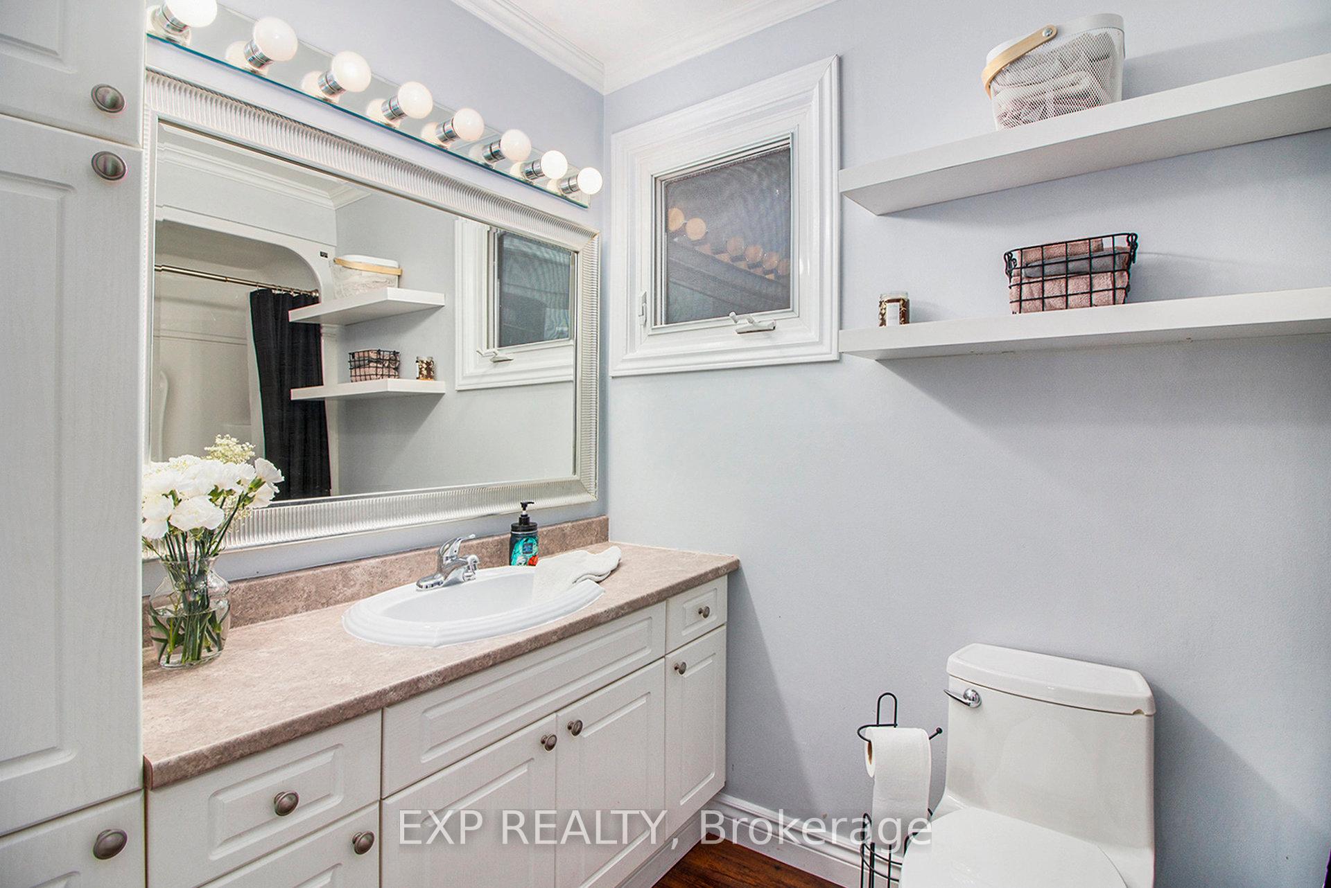 Photo 16 of 1105 Taffy Lane, Ottawa, Convent Glen North — HOMEH