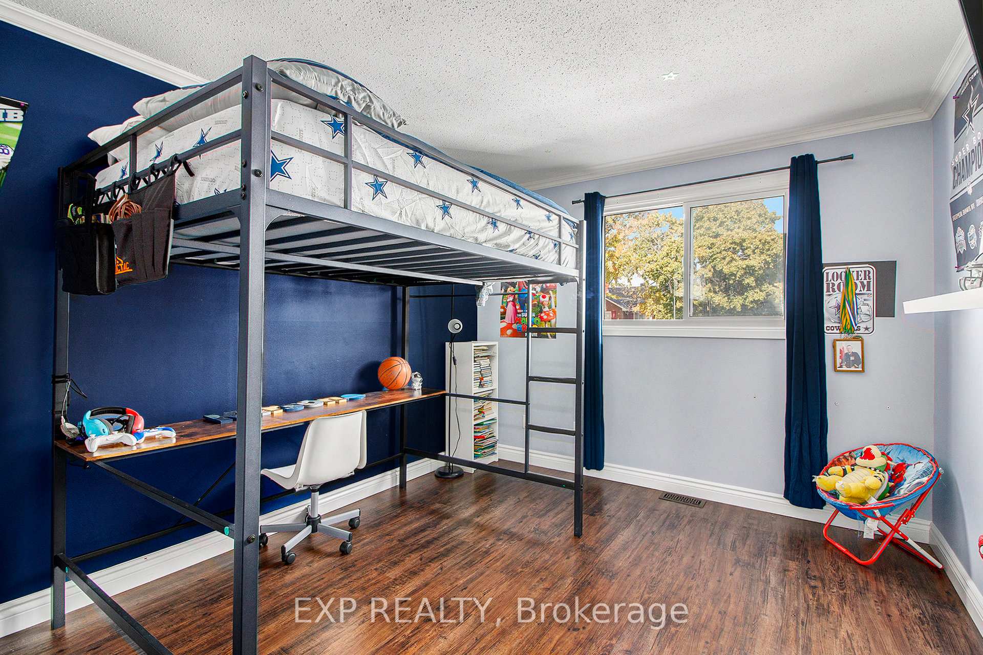 Photo 17 of 1105 Taffy Lane, Ottawa, Convent Glen North — HOMEH