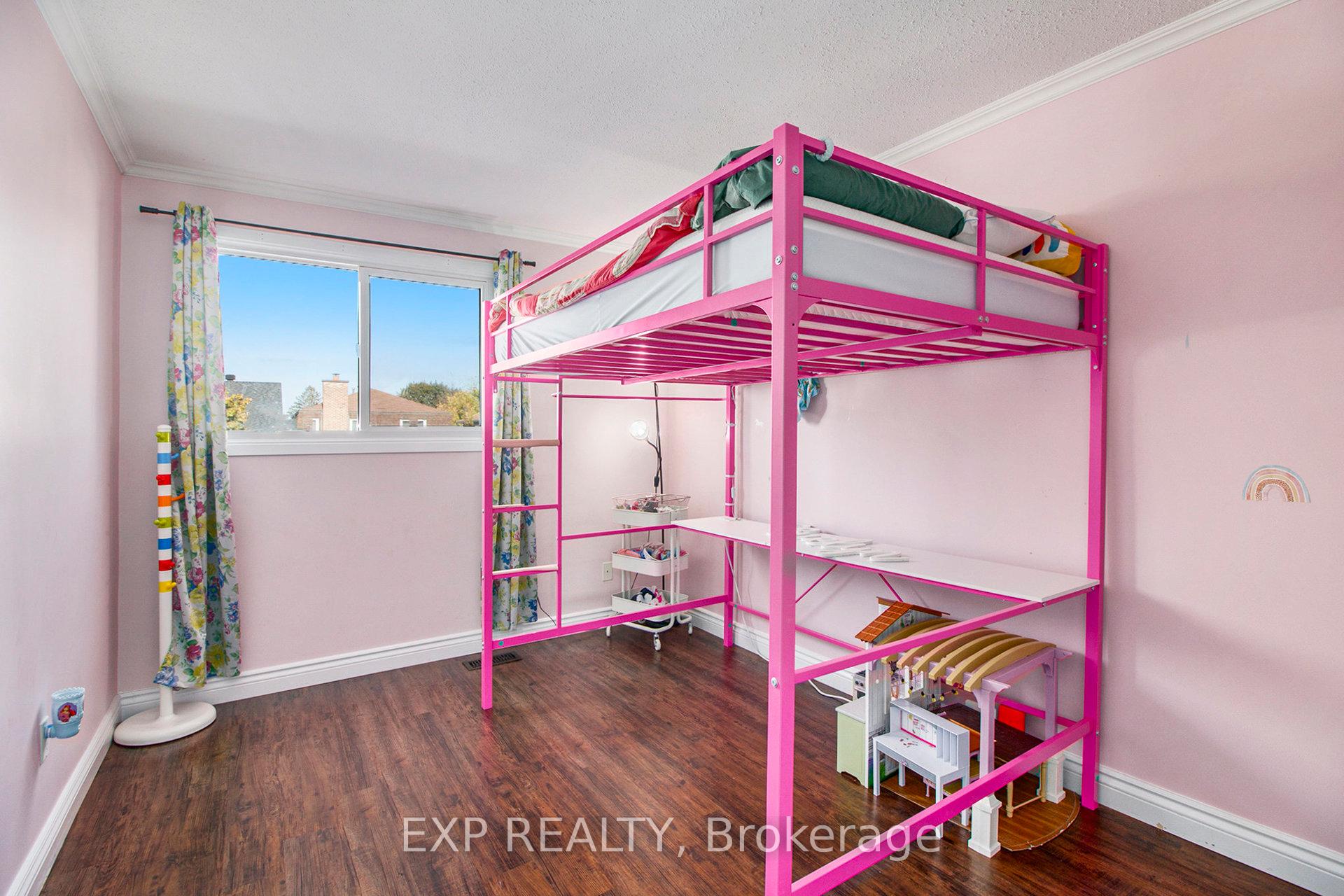 Photo 18 of 1105 Taffy Lane, Ottawa, Convent Glen North — HOMEH