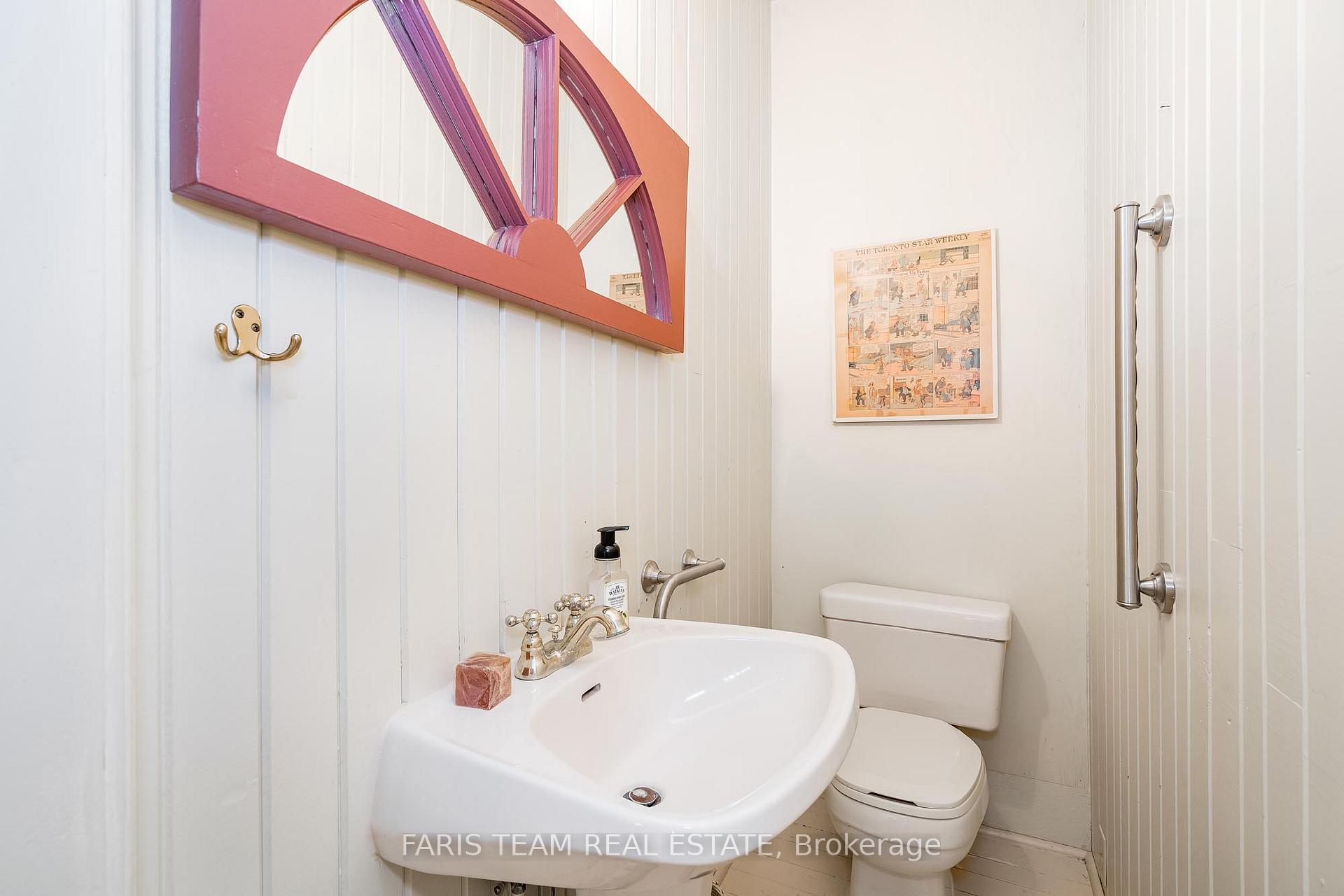 Photo 19 of 136 West Street N, Orillia — HOMEH