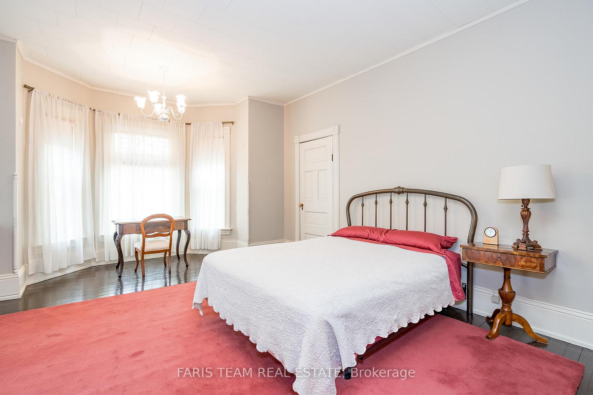 Photo 22 of 136 West Street N, Orillia — HOMEH