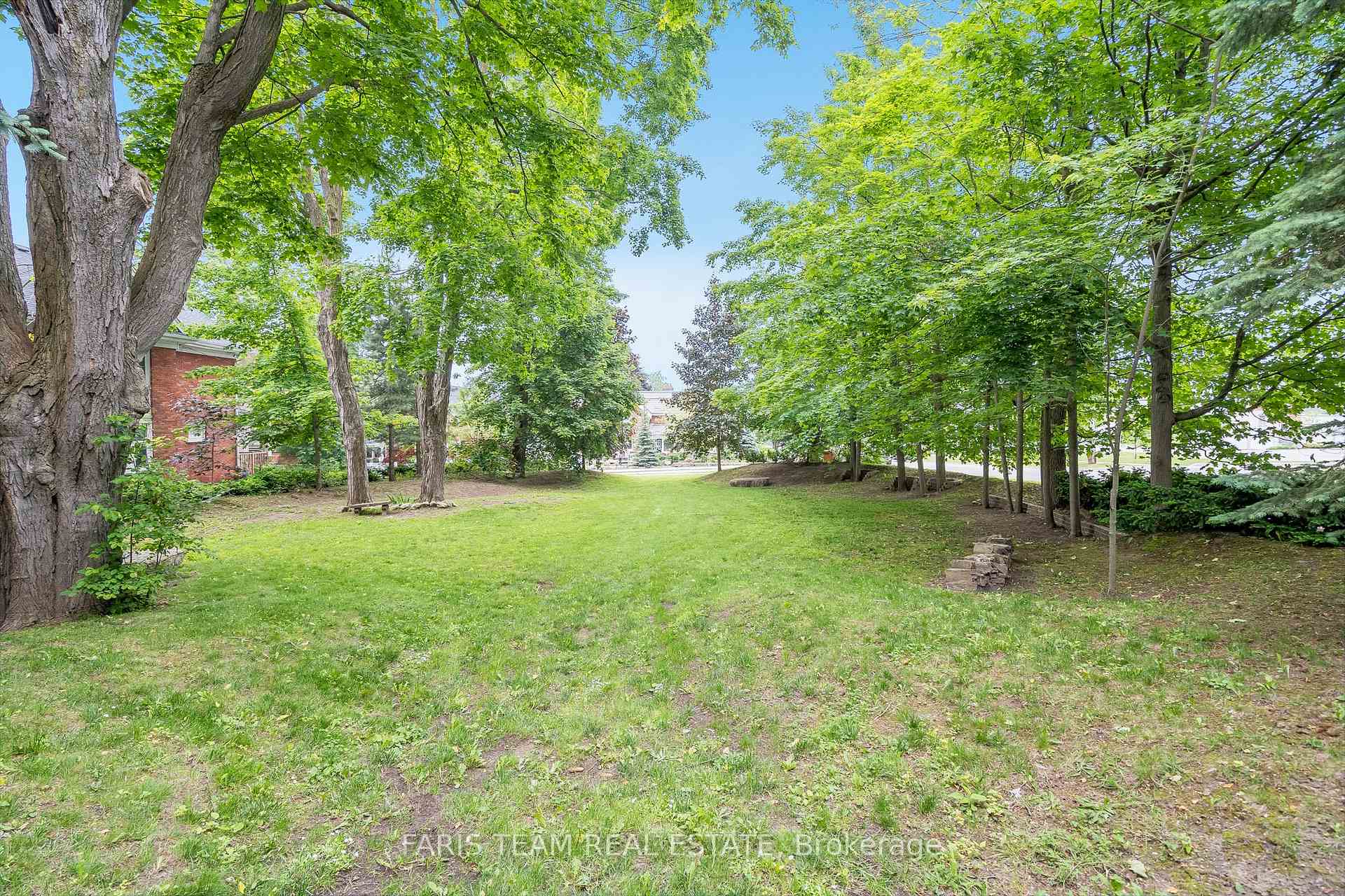 Photo 34 of 136 West Street N, Orillia — HOMEH