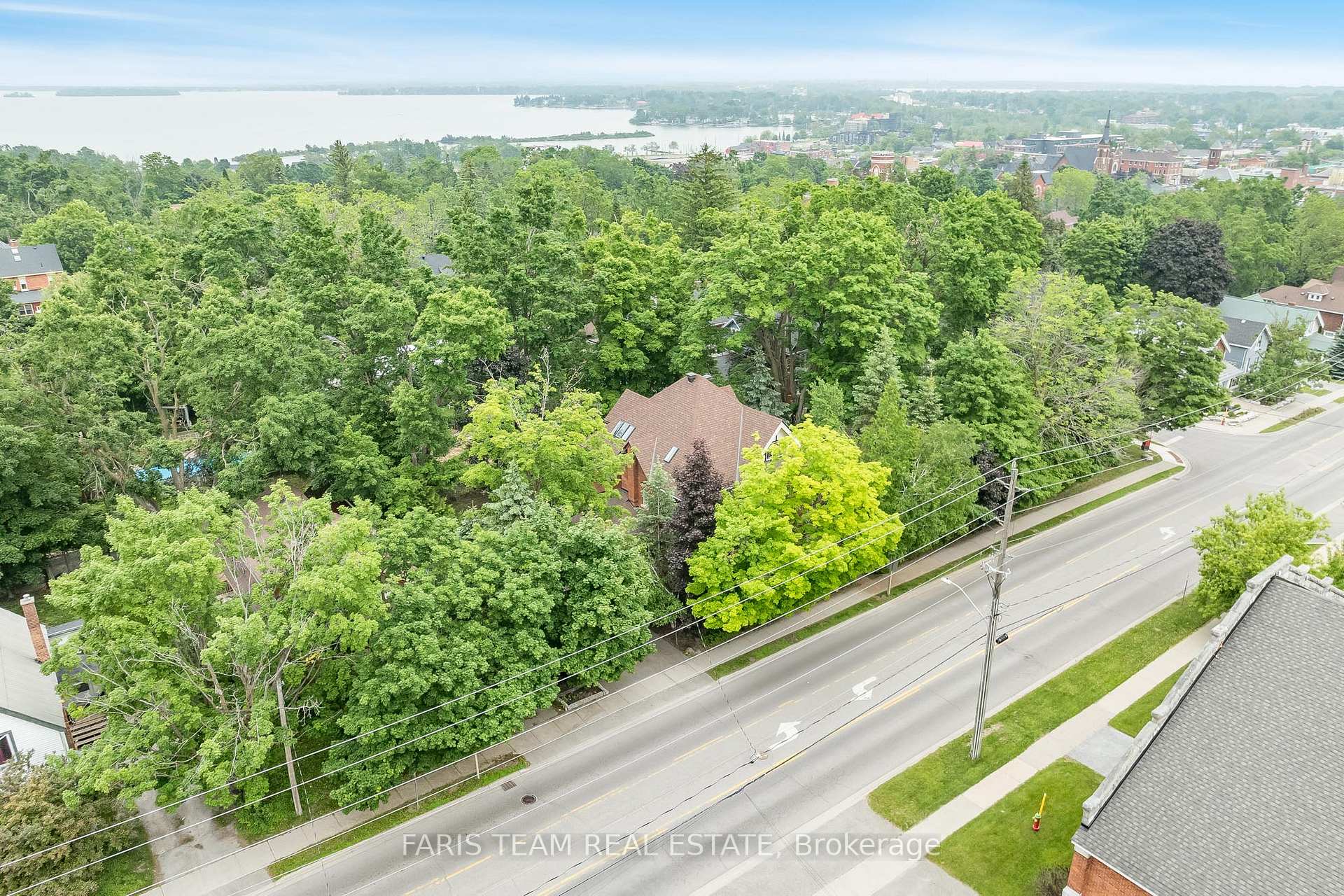 Photo 41 of 136 West Street N, Orillia — HOMEH