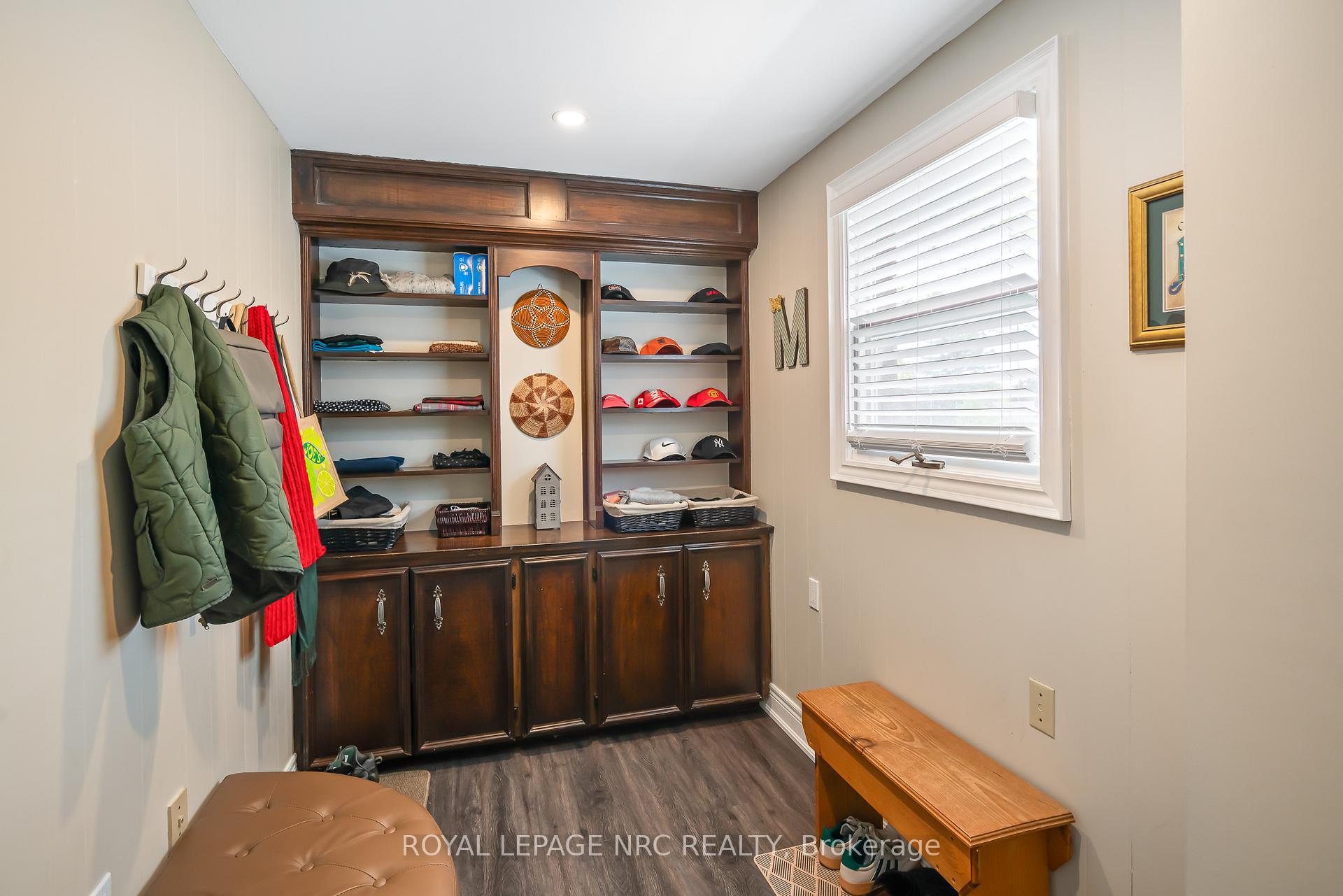 Photo 23 of 26 Cherry Avenue, Pelham, Fonthill — HOMEH