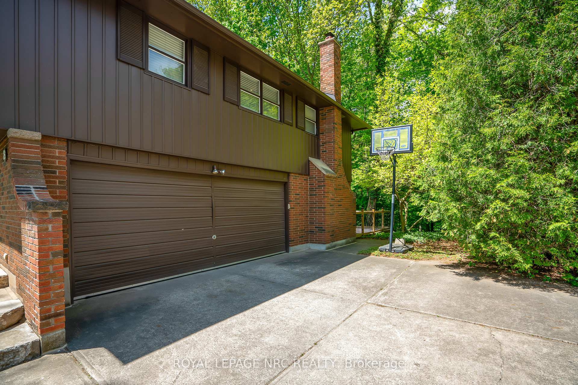 Photo 34 of 26 Cherry Avenue, Pelham, Fonthill — HOMEH