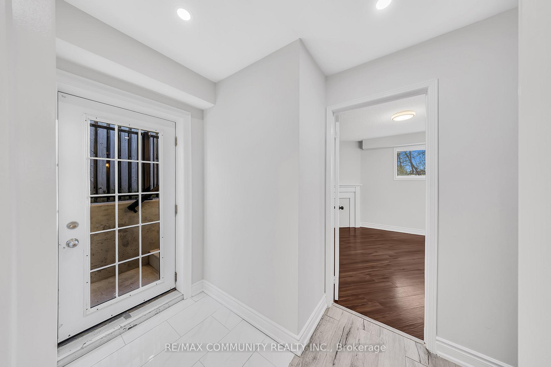 Photo 5 of 1955 Dalhousie Crescent, Oshawa, Samac — HOMEH