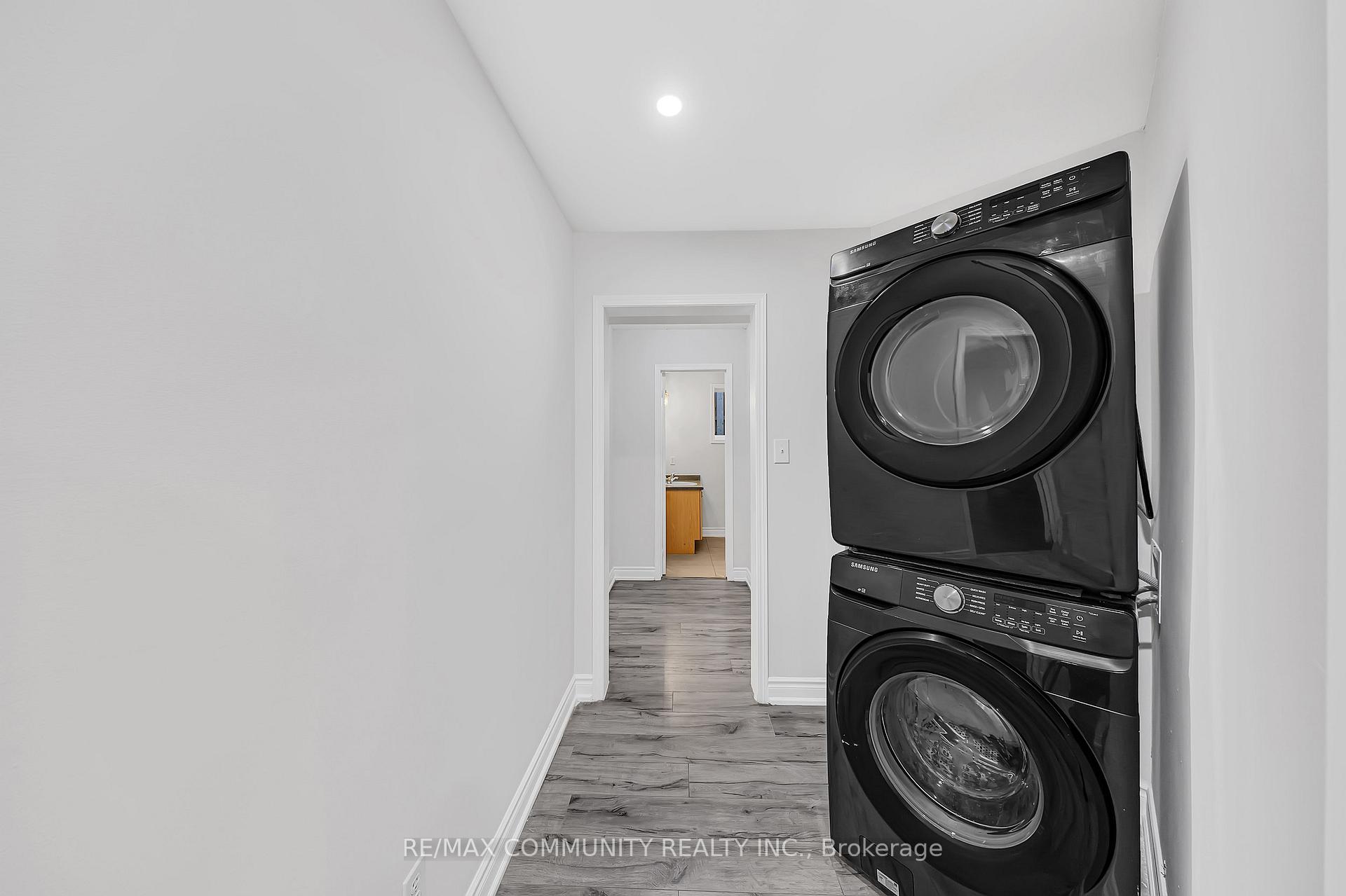 Photo 6 of 1955 Dalhousie Crescent, Oshawa, Samac — HOMEH