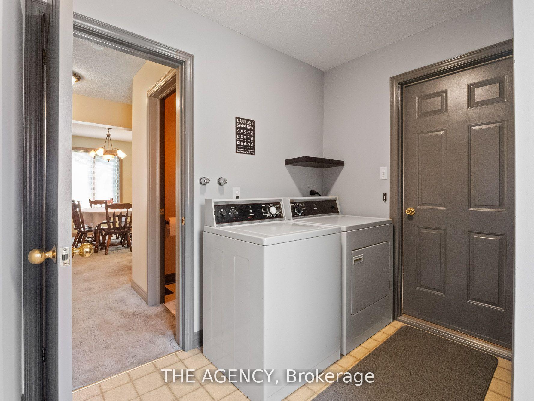 Photo 24 of 106 Spruceside Crescent, Pelham, Fonthill — HOMEH