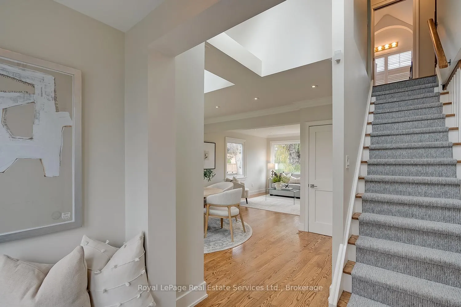Photo 7 of 75 Brookfield Road, Oakville, Central — HOMEH