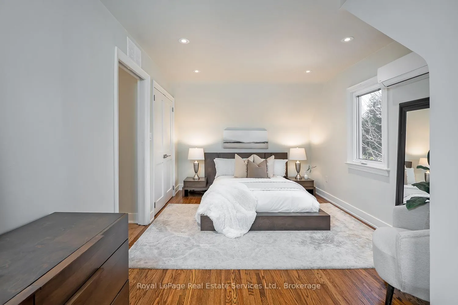 Photo 52 of 75 Brookfield Road, Oakville, Central — HOMEH