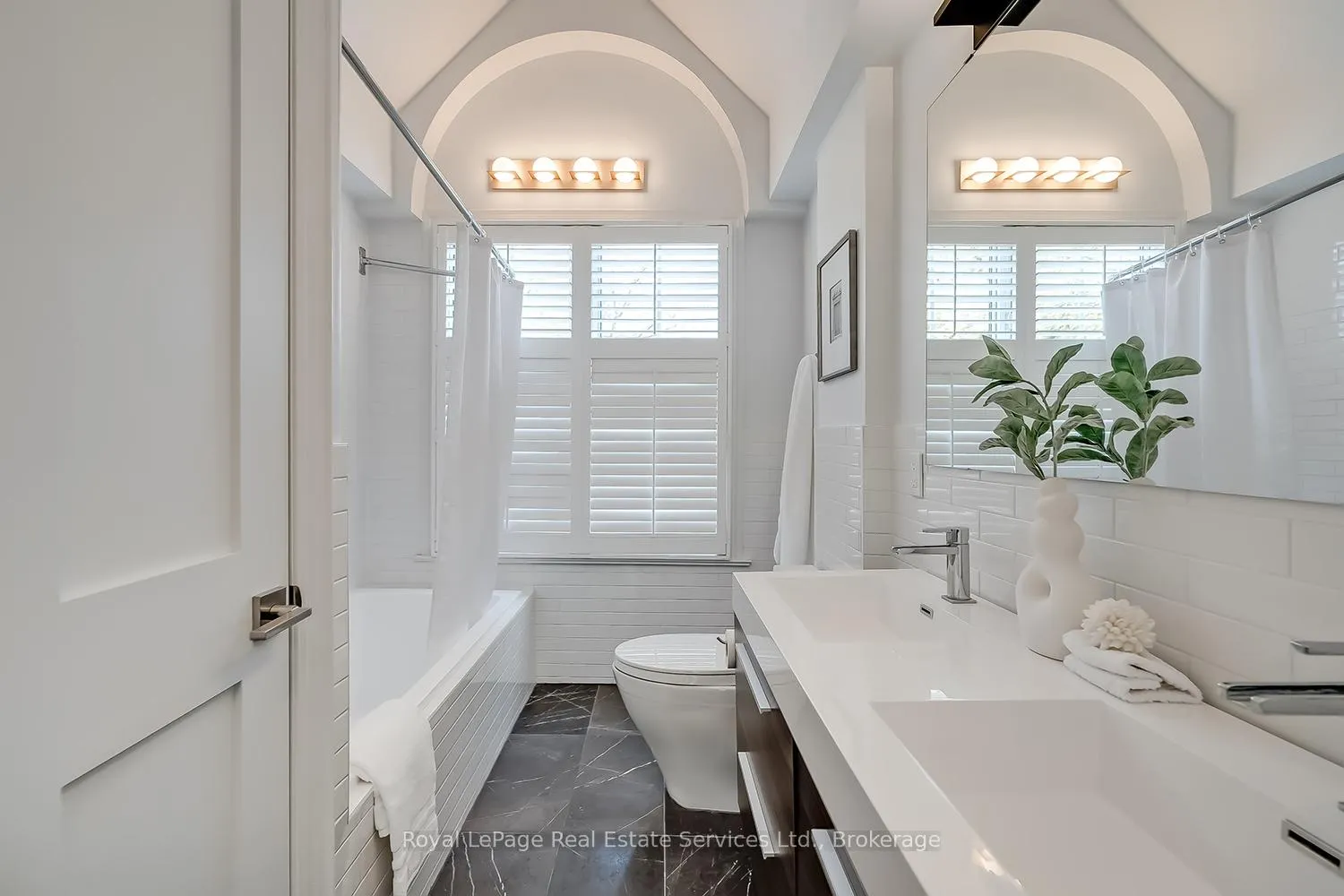 Photo 57 of 75 Brookfield Road, Oakville, Central — HOMEH