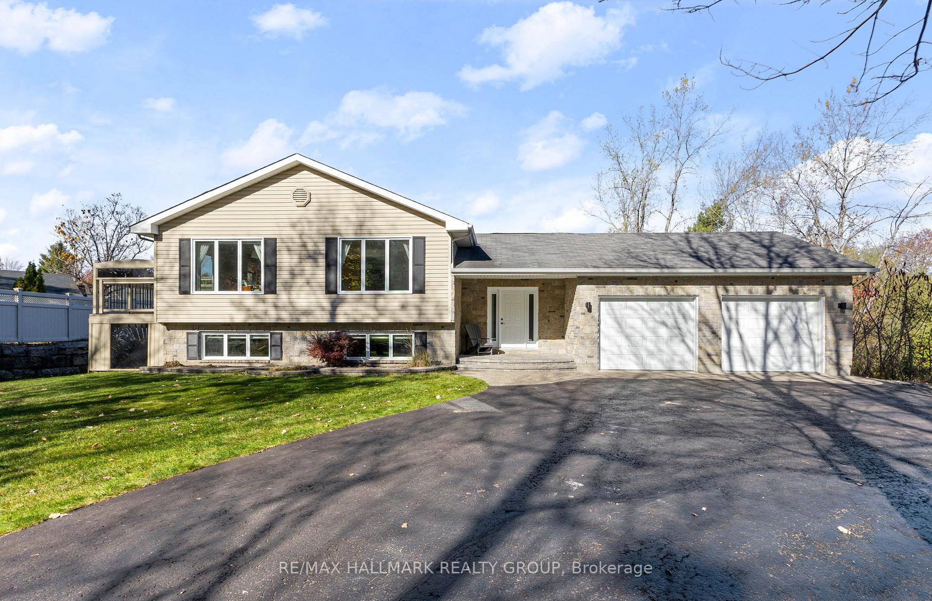 Photo 1 of 2605 Pierrette Drive, Ottawa, Cumberland Estates — HOMEH