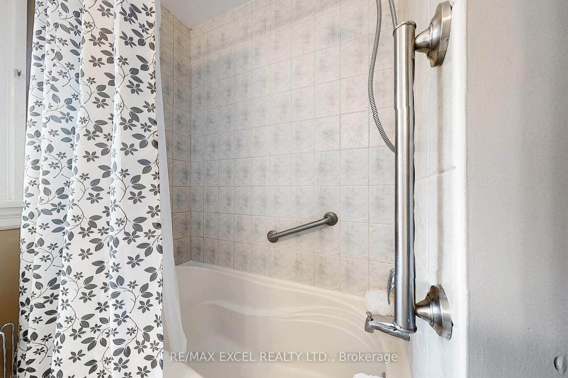 Photo 16 of 340 Bruce Street, Oshawa, Central — HOMEH