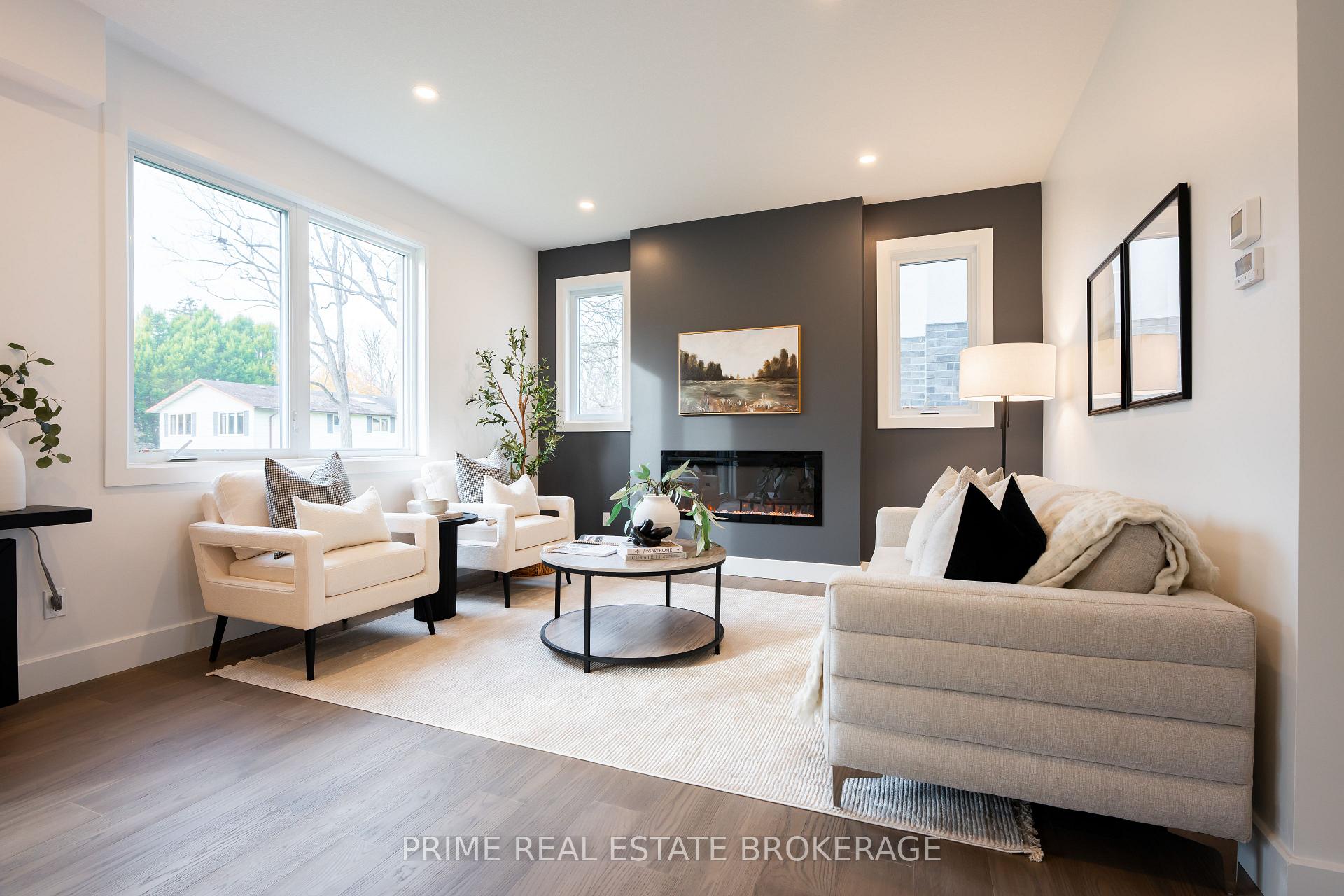 Photo 8 of 205 Eagle Street, North Middlesex, Parkhill — HOMEH