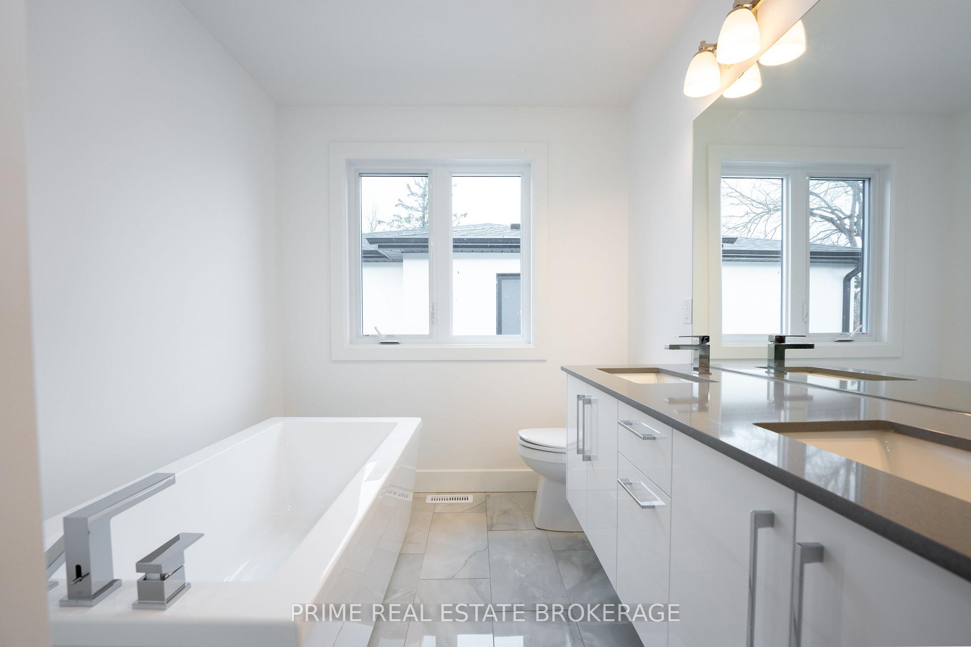 Photo 28 of 205 Eagle Street, North Middlesex, Parkhill — HOMEH