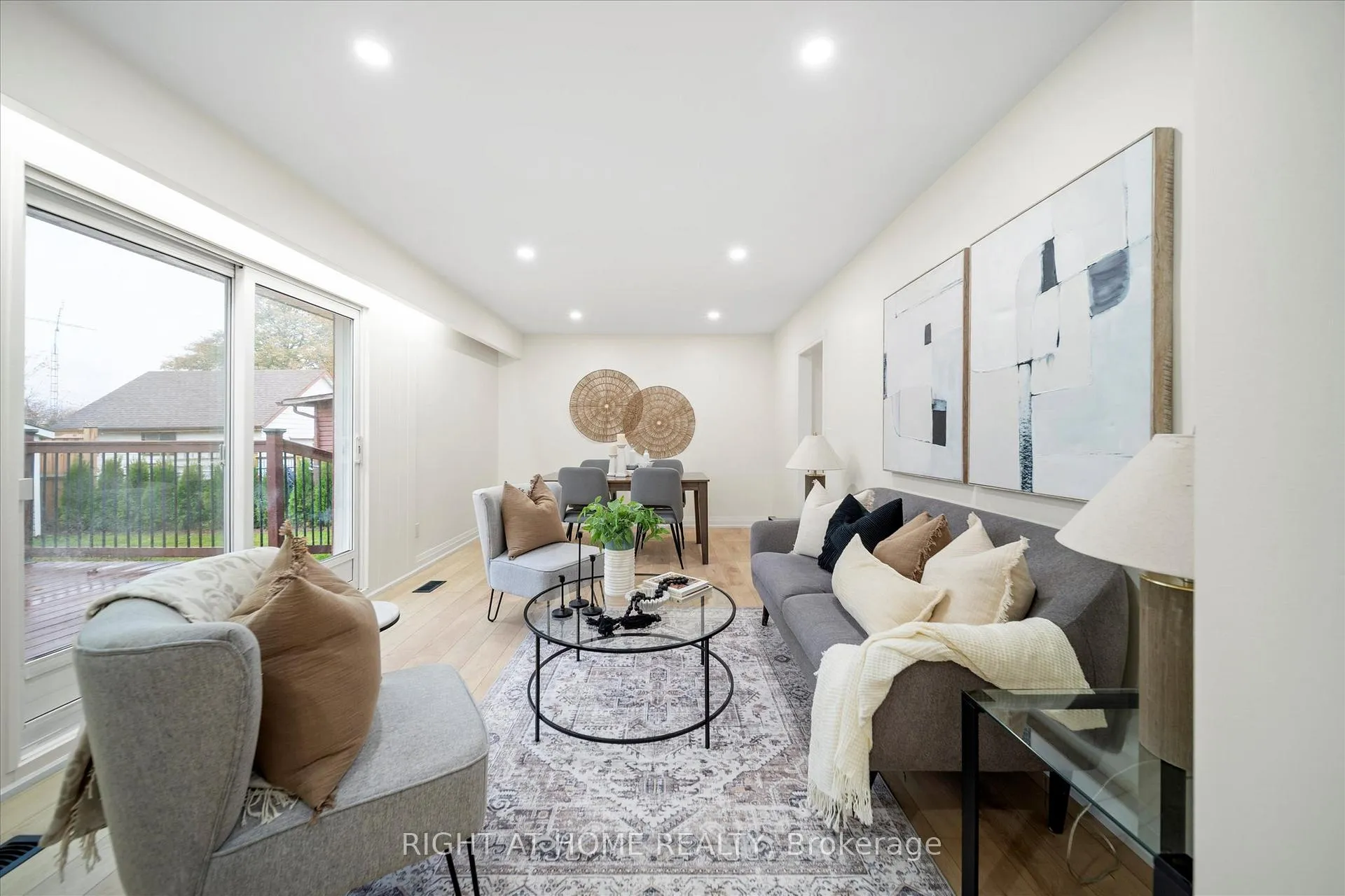 Photo 10 of 625 Central Park Boulevard N, Oshawa, O'Neill — HOMEH