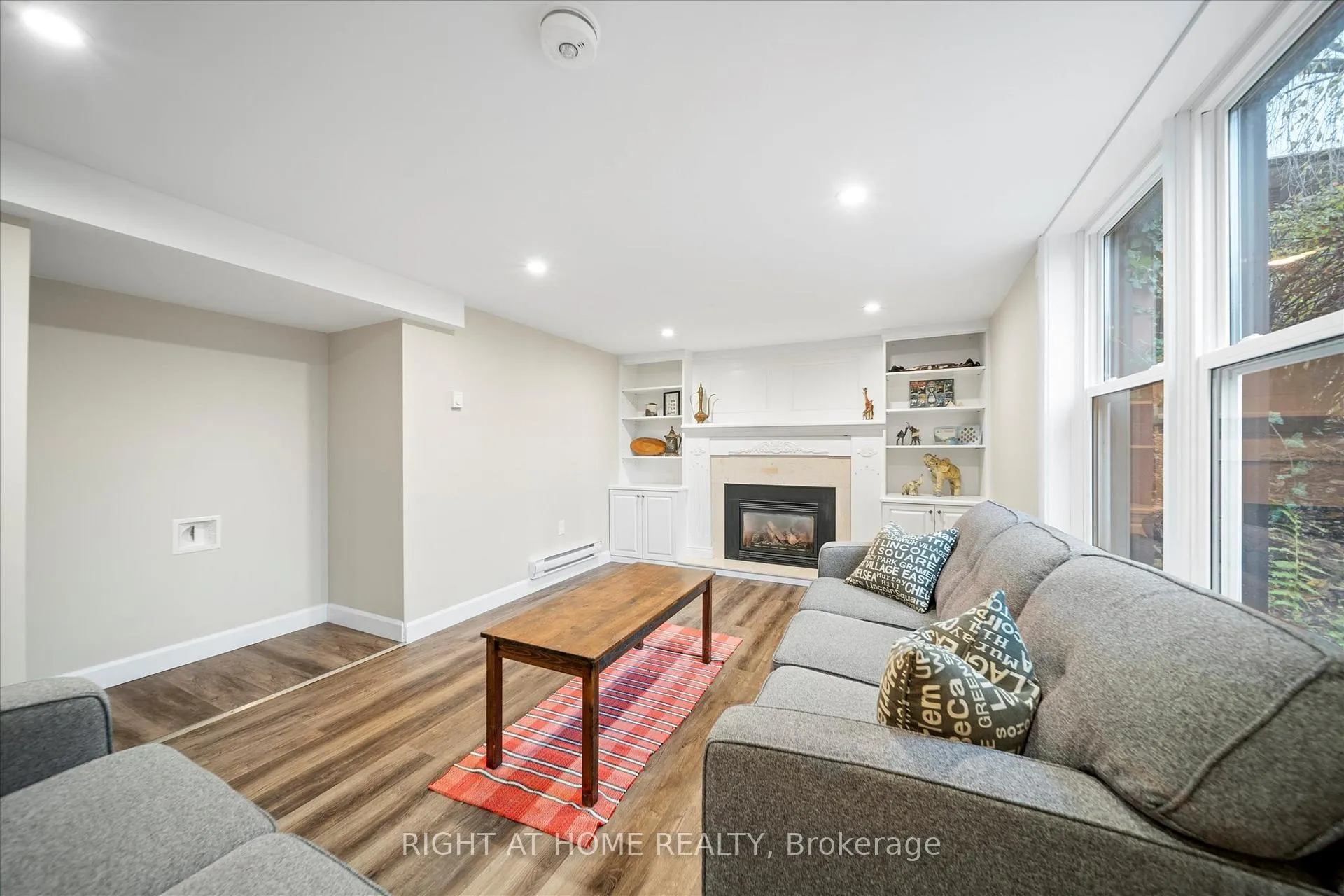 Photo 25 of 625 Central Park Boulevard N, Oshawa, O'Neill — HOMEH