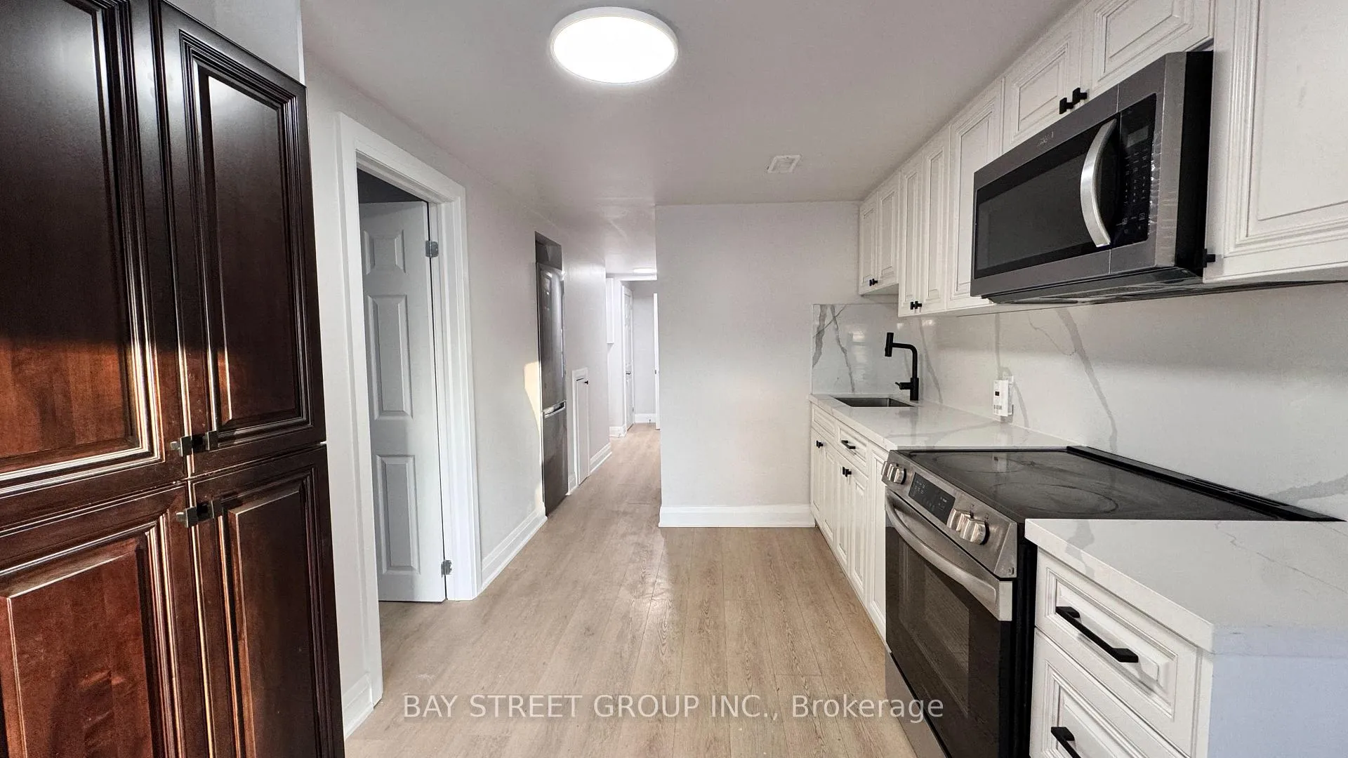 Photo 6 of Unit Unit C, 5731 Stanley Avenue, Niagara Falls, Hospital — HOMEH