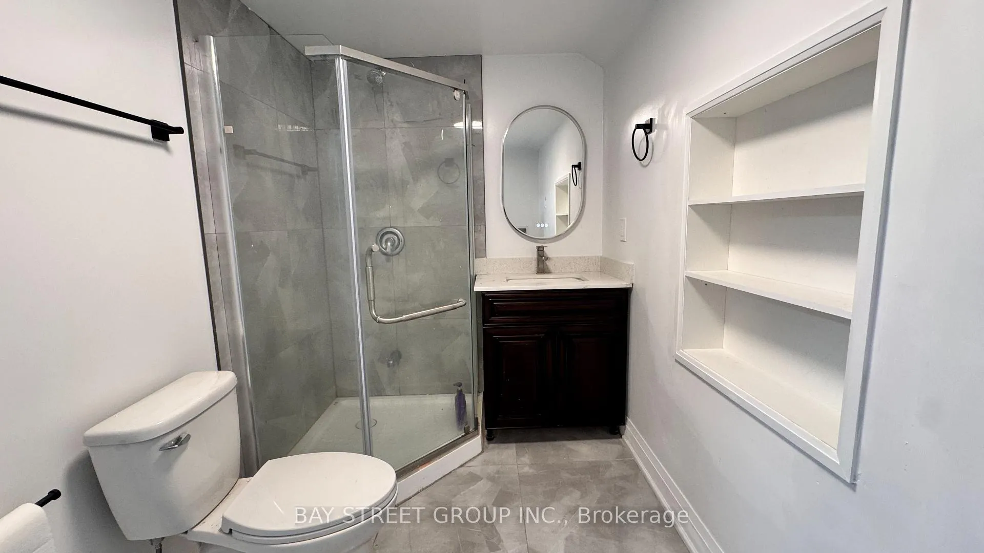 Photo 14 of Unit Unit C, 5731 Stanley Avenue, Niagara Falls, Hospital — HOMEH