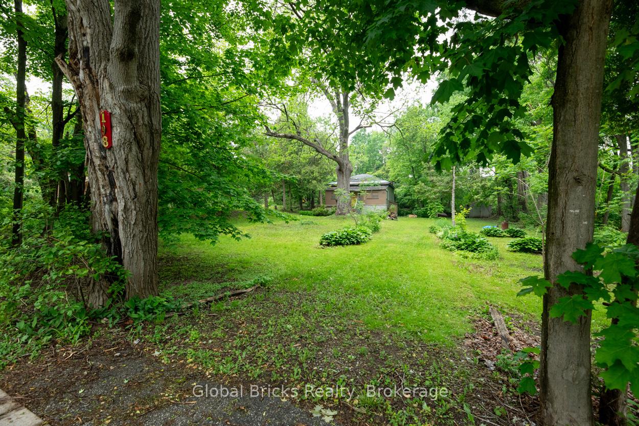 Photo 2 of 198 Borland Street E, Orillia — HOMEH