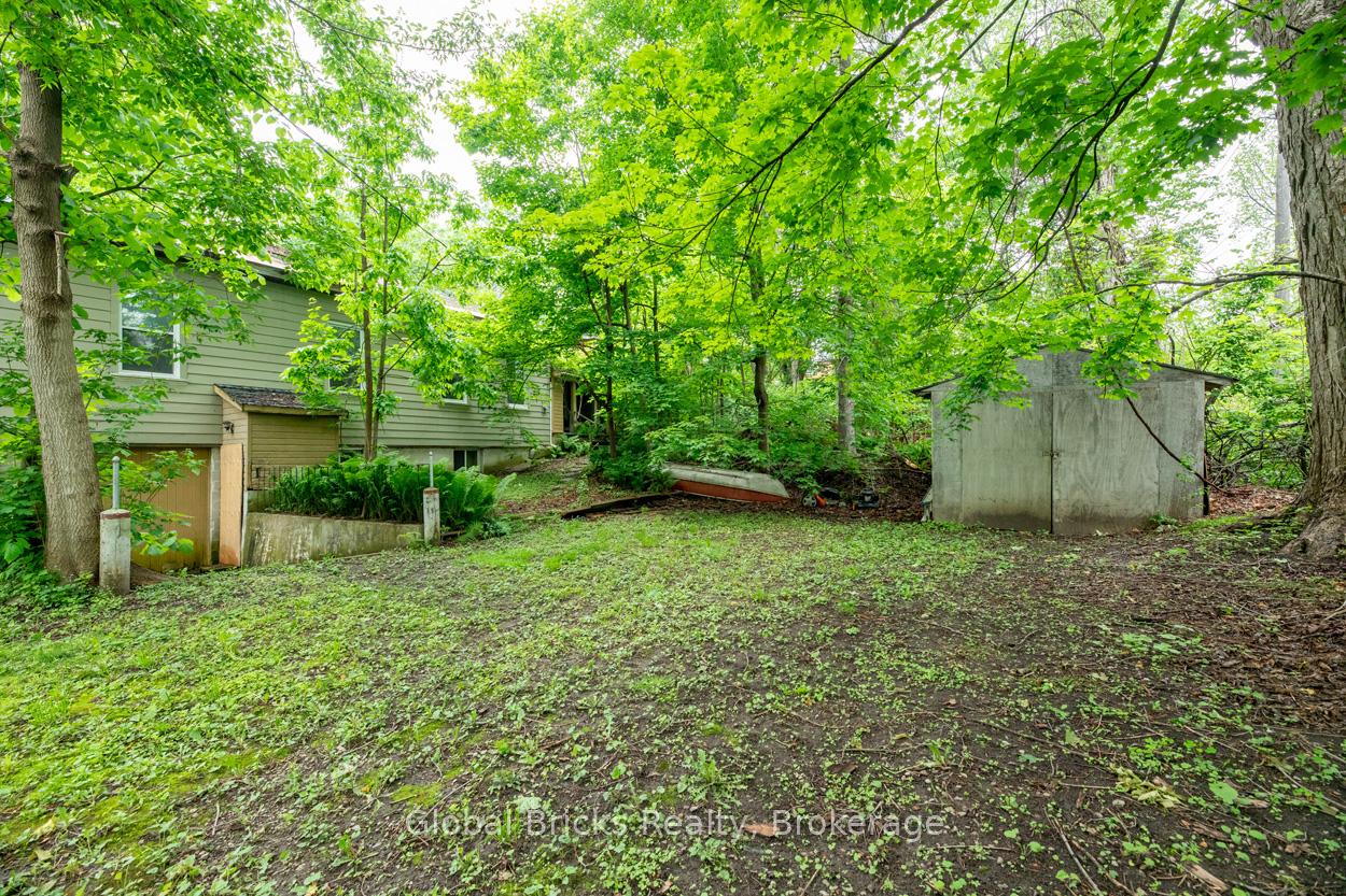 Photo 11 of 198 Borland Street E, Orillia — HOMEH