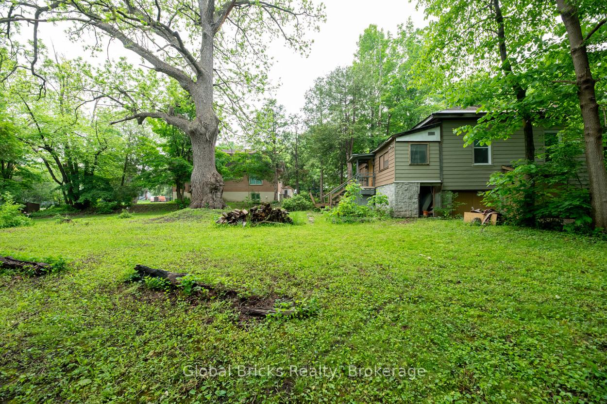 Photo 16 of 198 Borland Street E, Orillia — HOMEH
