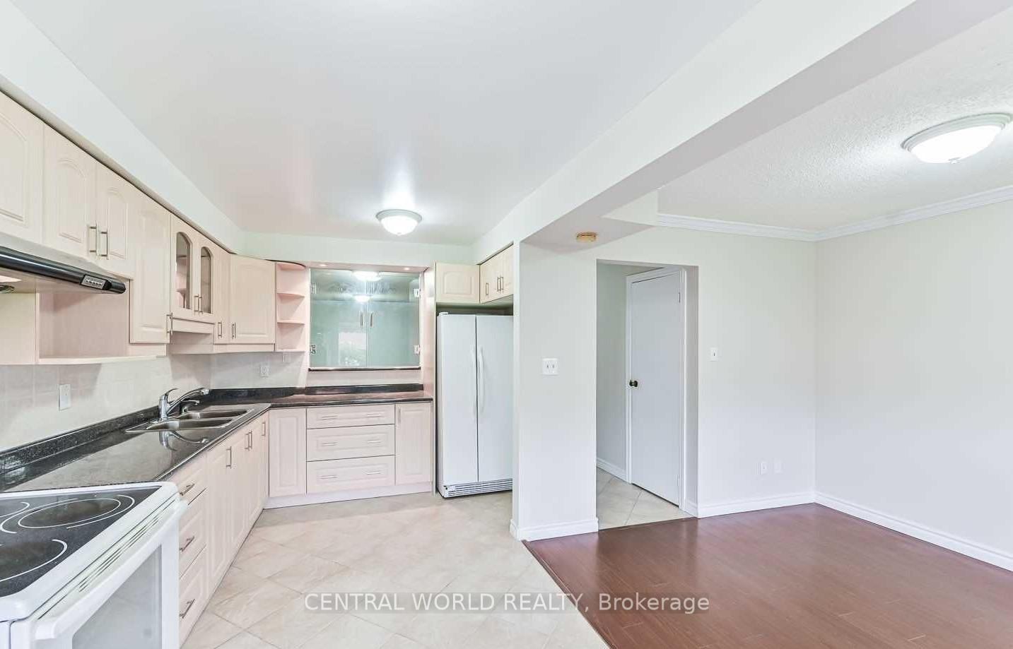 Photo 5 of 48 Halder Crescent, Markham, Milliken Mills East — HOMEH