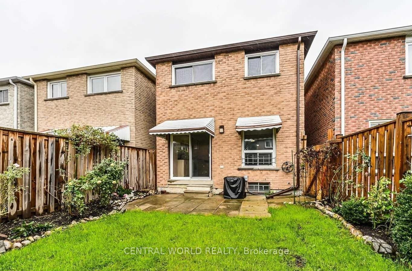 Photo 16 of 48 Halder Crescent, Markham, Milliken Mills East — HOMEH
