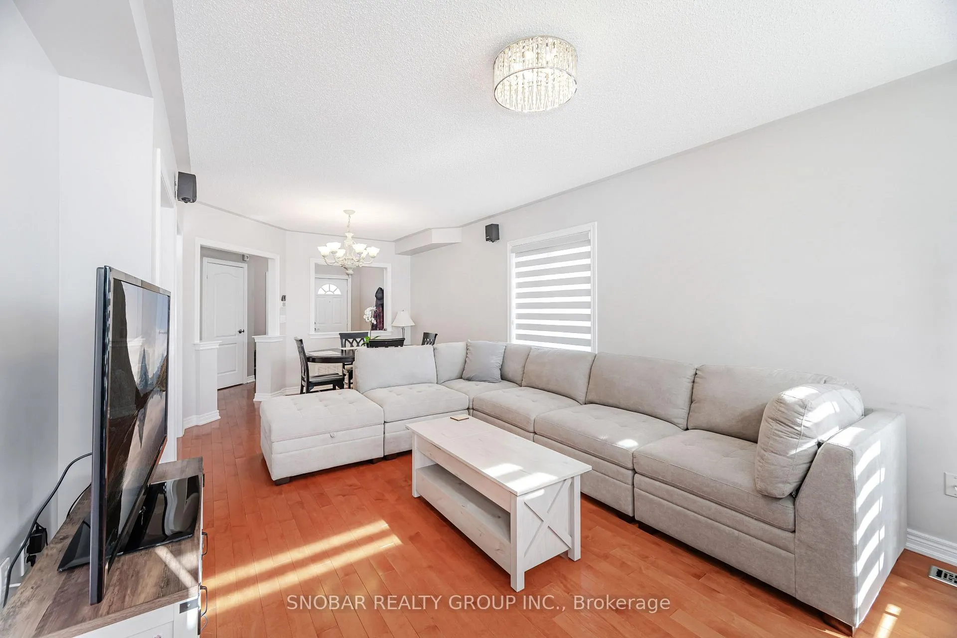 Photo 6 of 1124 Knotty Pine Grove, Mississauga, Meadowvale Village — HOMEH