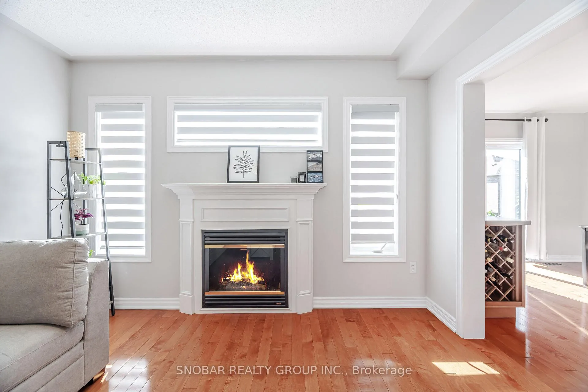 Photo 7 of 1124 Knotty Pine Grove, Mississauga, Meadowvale Village — HOMEH