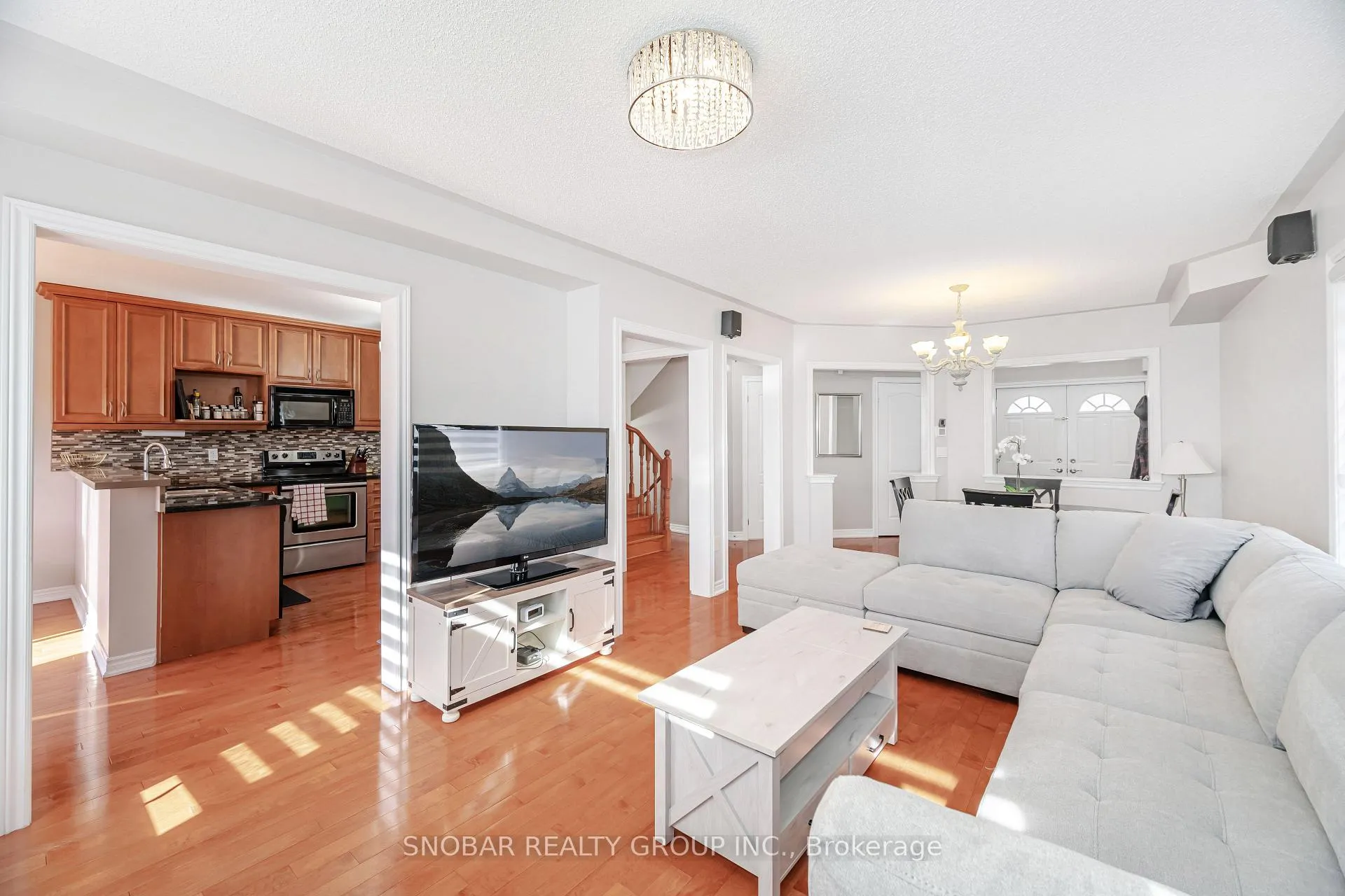 Photo 8 of 1124 Knotty Pine Grove, Mississauga, Meadowvale Village — HOMEH