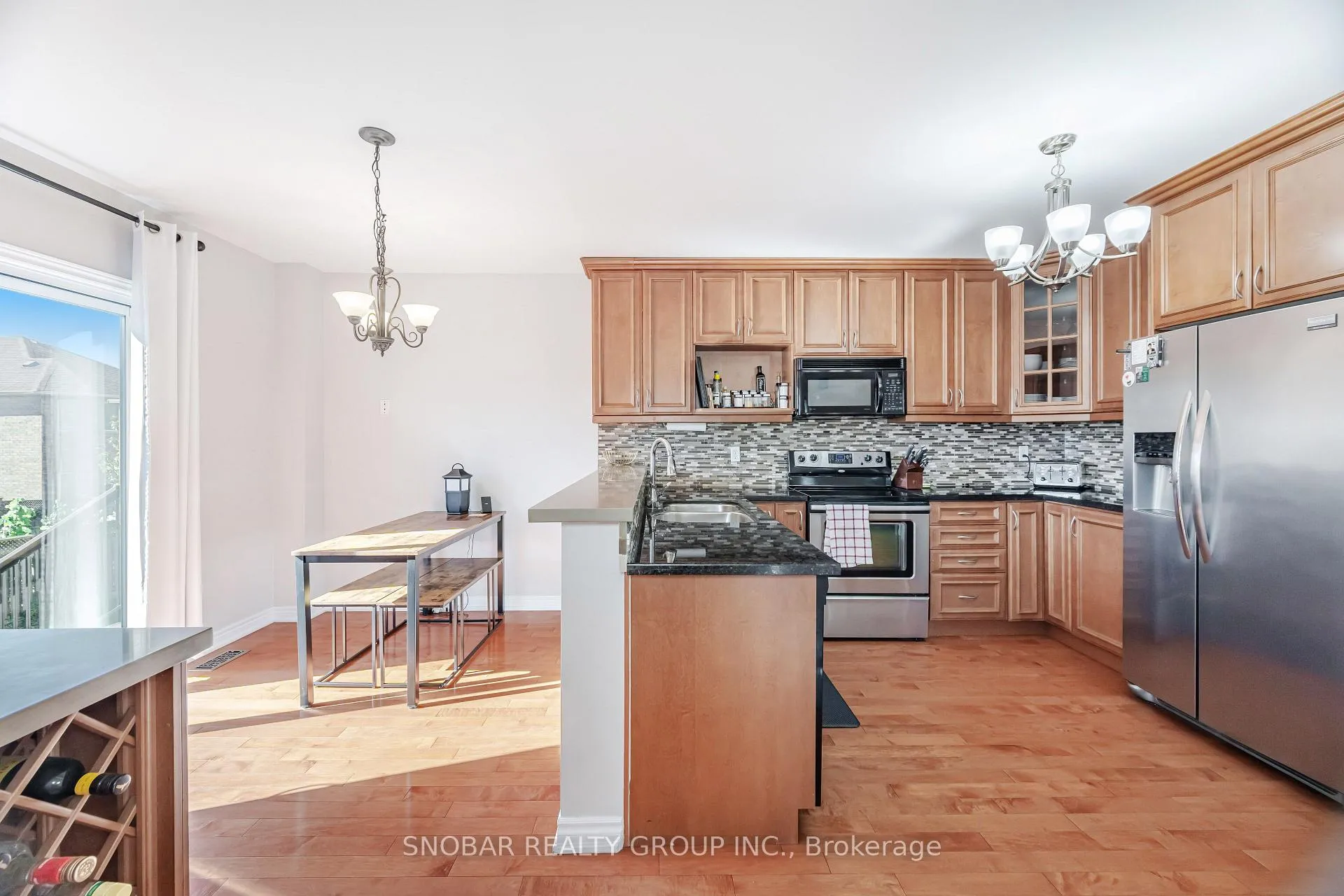 Photo 9 of 1124 Knotty Pine Grove, Mississauga, Meadowvale Village — HOMEH