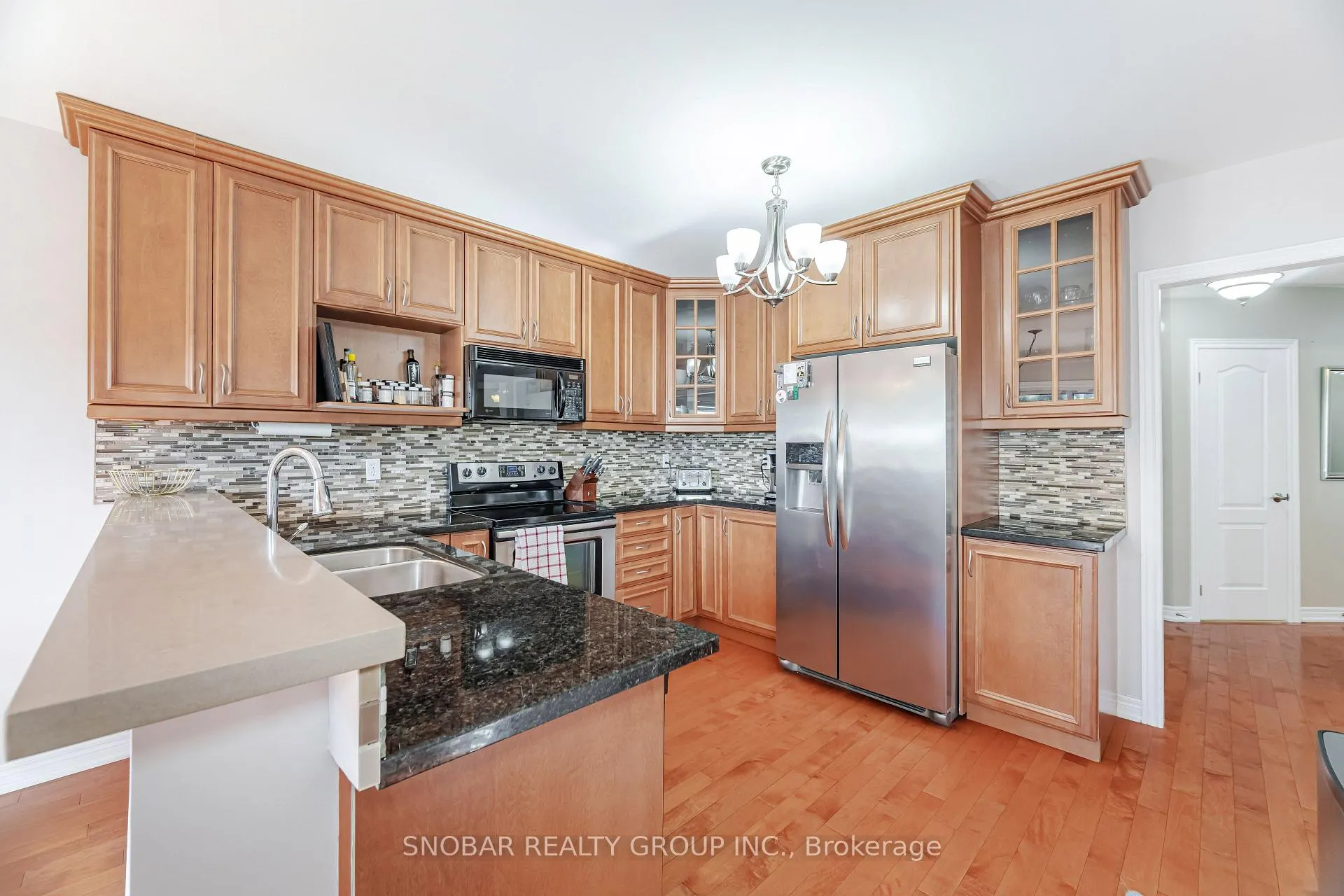 Photo 11 of 1124 Knotty Pine Grove, Mississauga, Meadowvale Village — HOMEH