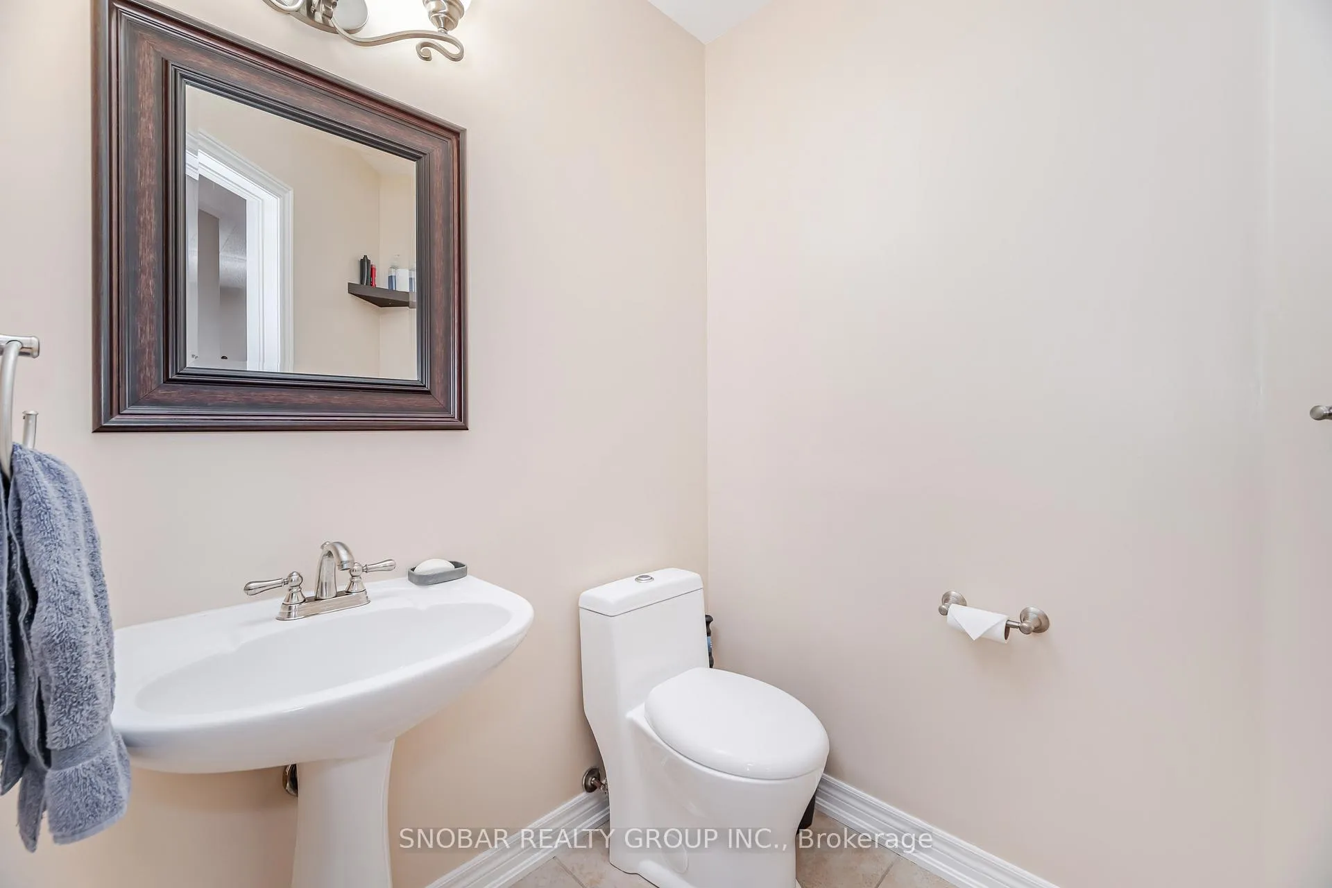 Photo 14 of 1124 Knotty Pine Grove, Mississauga, Meadowvale Village — HOMEH