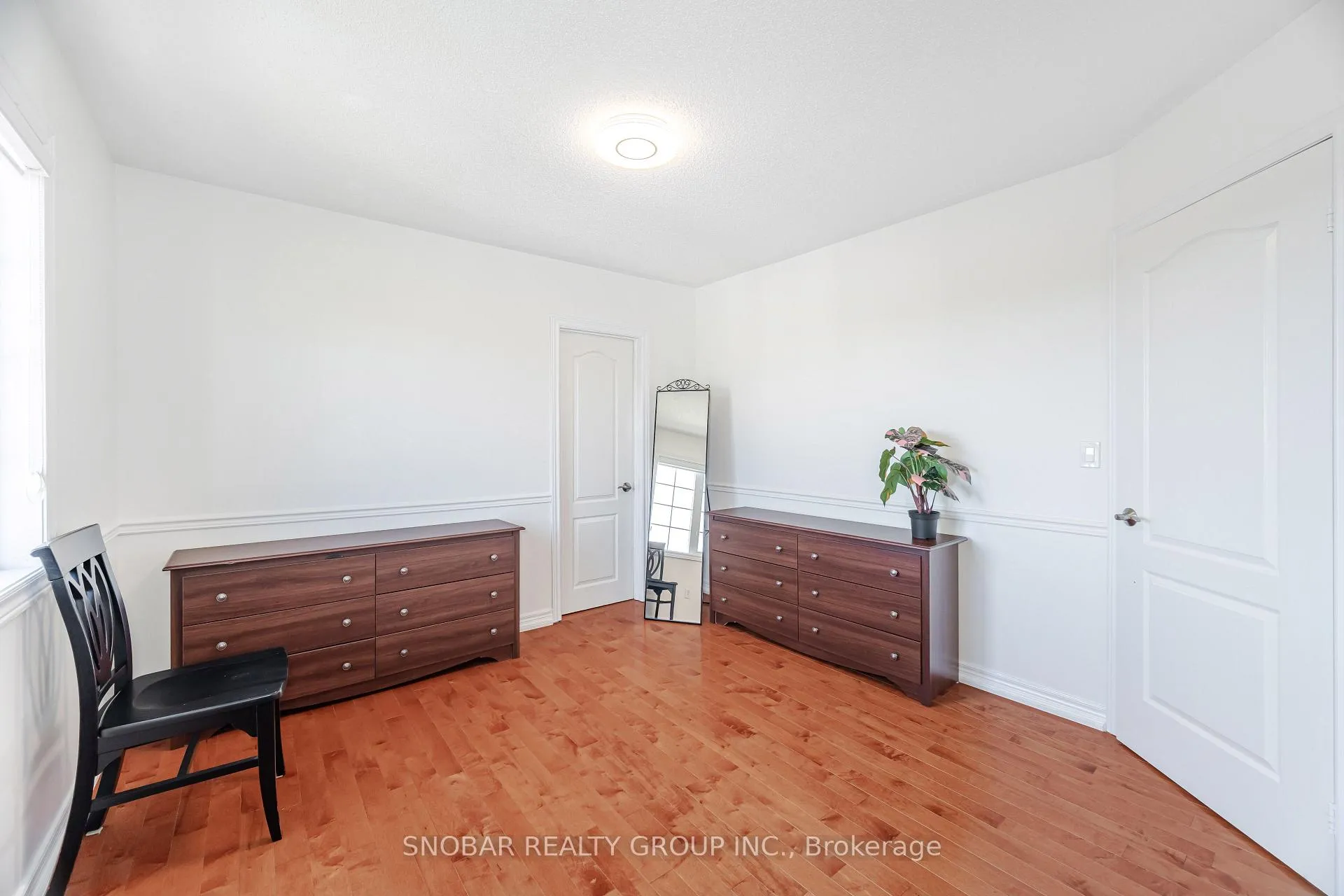 Photo 23 of 1124 Knotty Pine Grove, Mississauga, Meadowvale Village — HOMEH