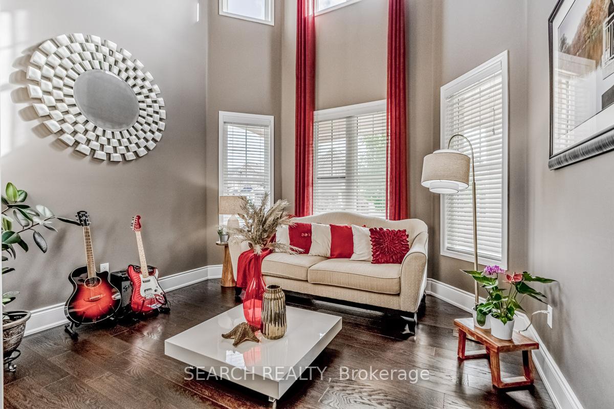Photo 1 of 323 McDougall Crossing, Milton, Harrison — HOMEH