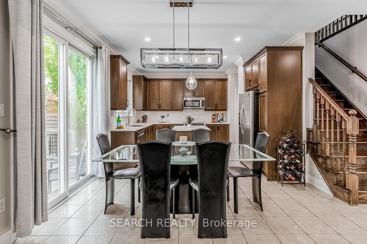 Photo 5 of 323 McDougall Crossing, Milton, Harrison — HOMEH