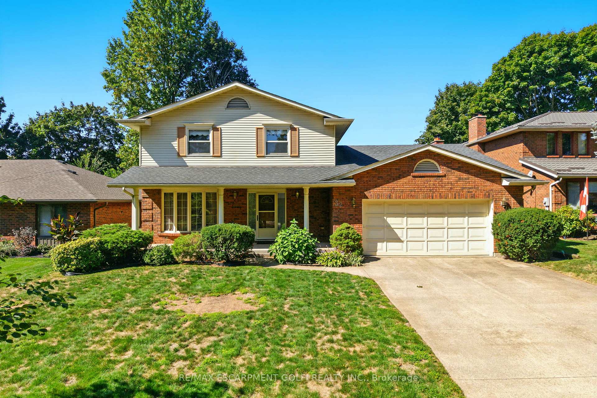 Photo 1 of 32 Deerpark Crescent, Pelham, Fonthill — HOMEH