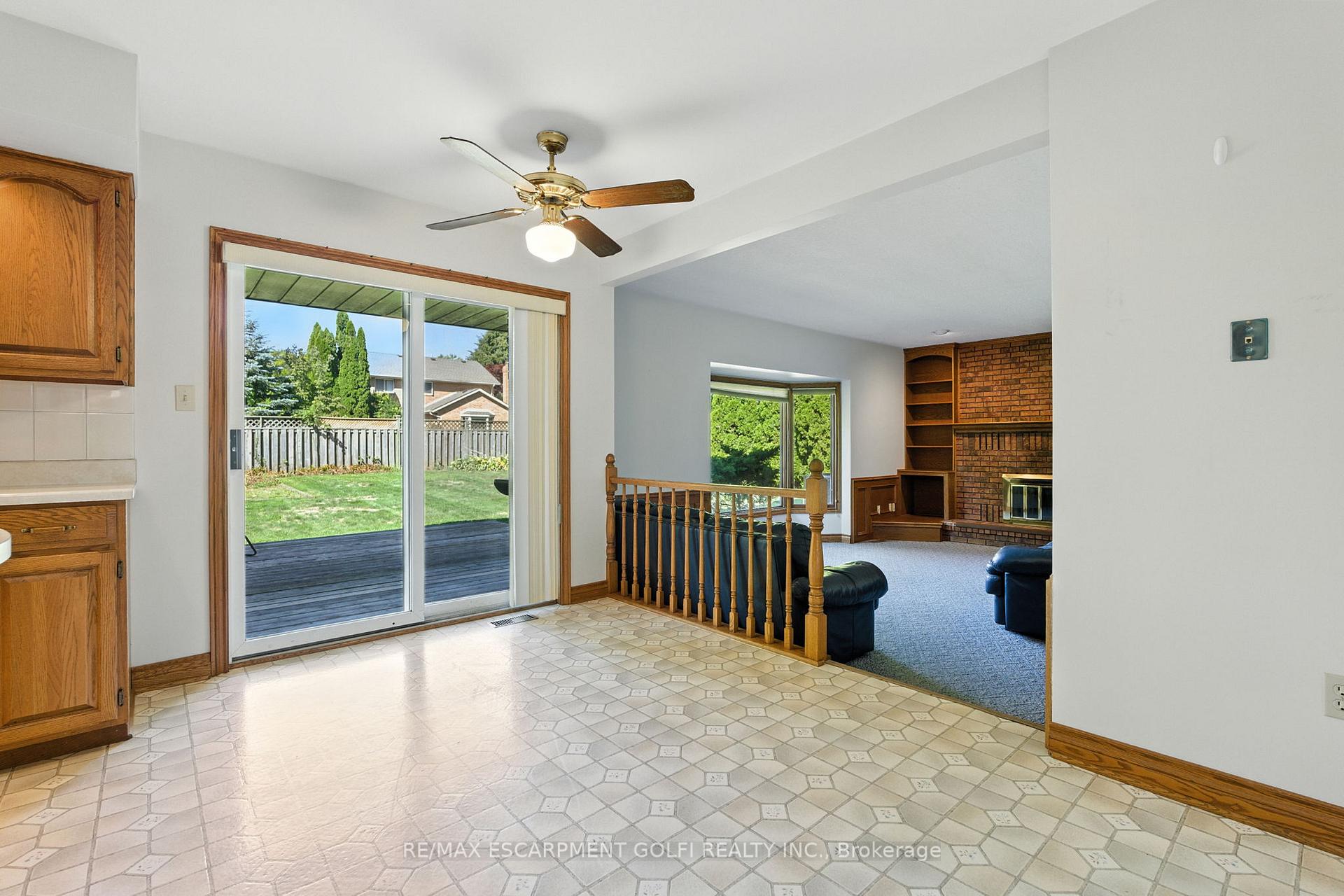 Photo 14 of 32 Deerpark Crescent, Pelham, Fonthill — HOMEH
