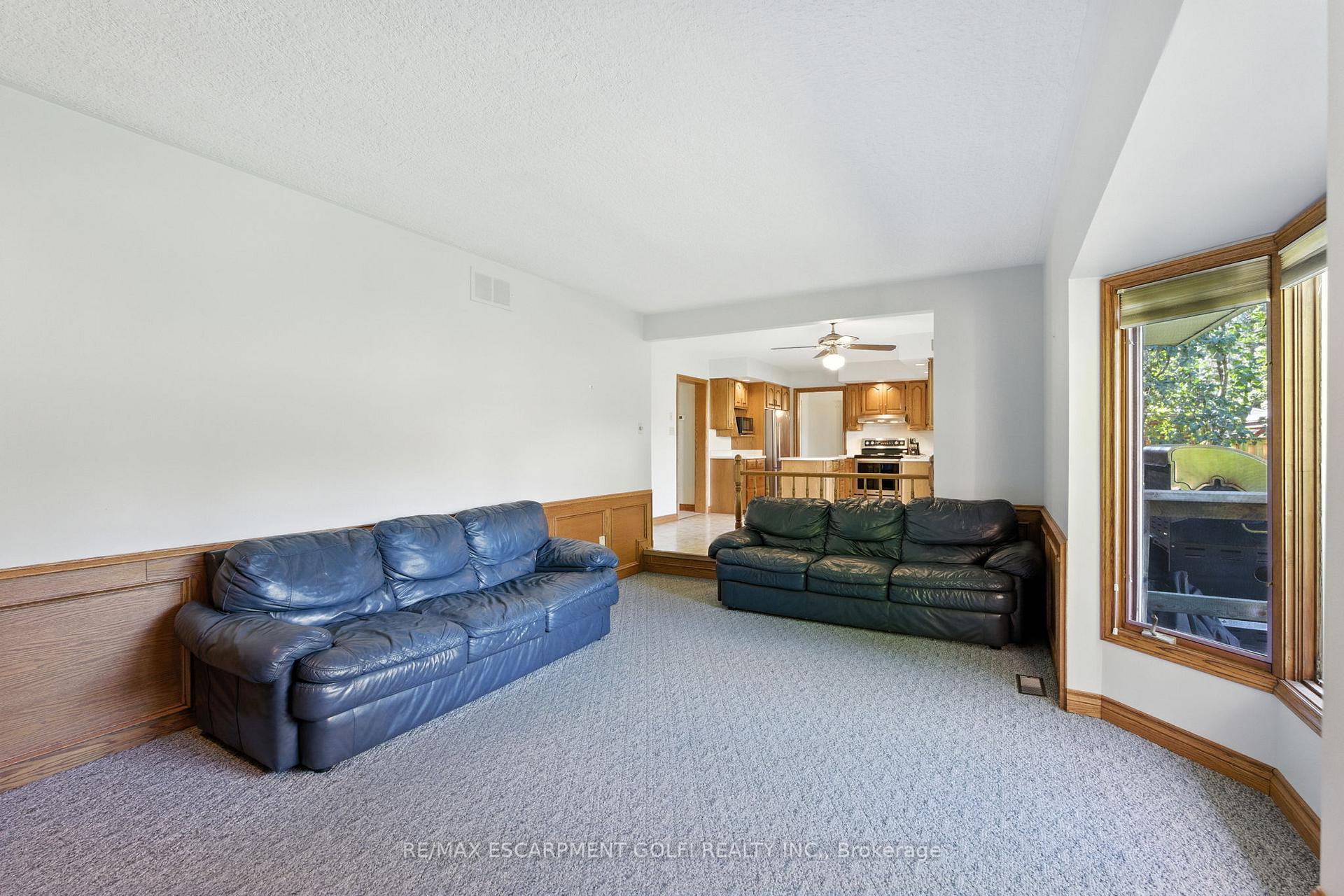 Photo 17 of 32 Deerpark Crescent, Pelham, Fonthill — HOMEH