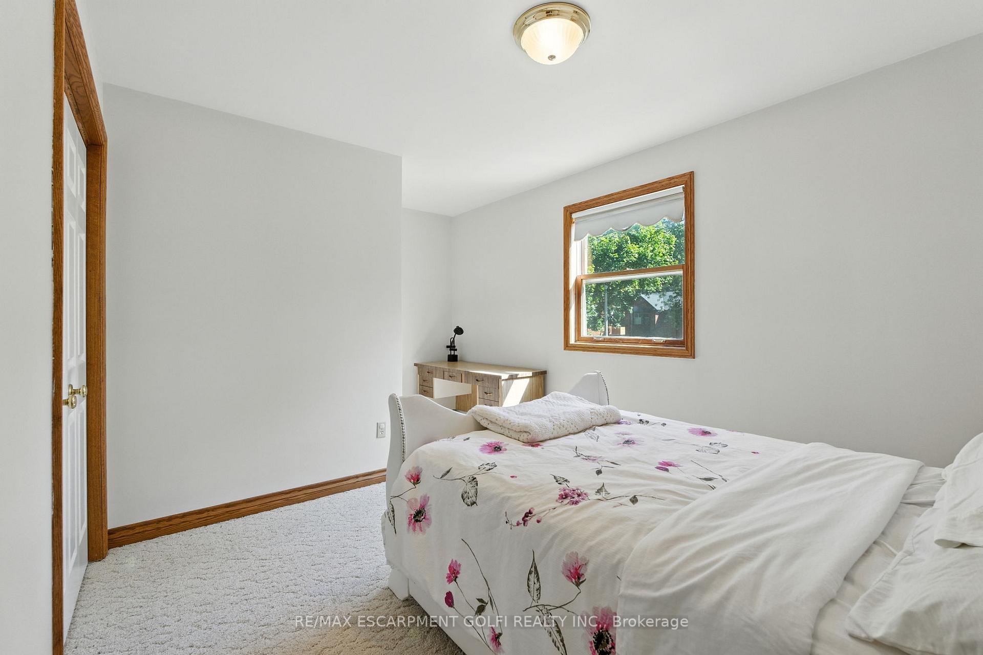 Photo 27 of 32 Deerpark Crescent, Pelham, Fonthill — HOMEH