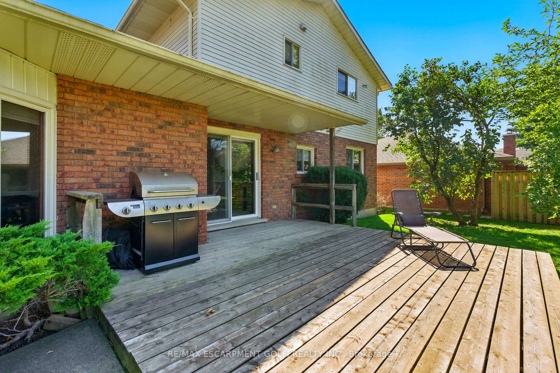 Photo 31 of 32 Deerpark Crescent, Pelham, Fonthill — HOMEH